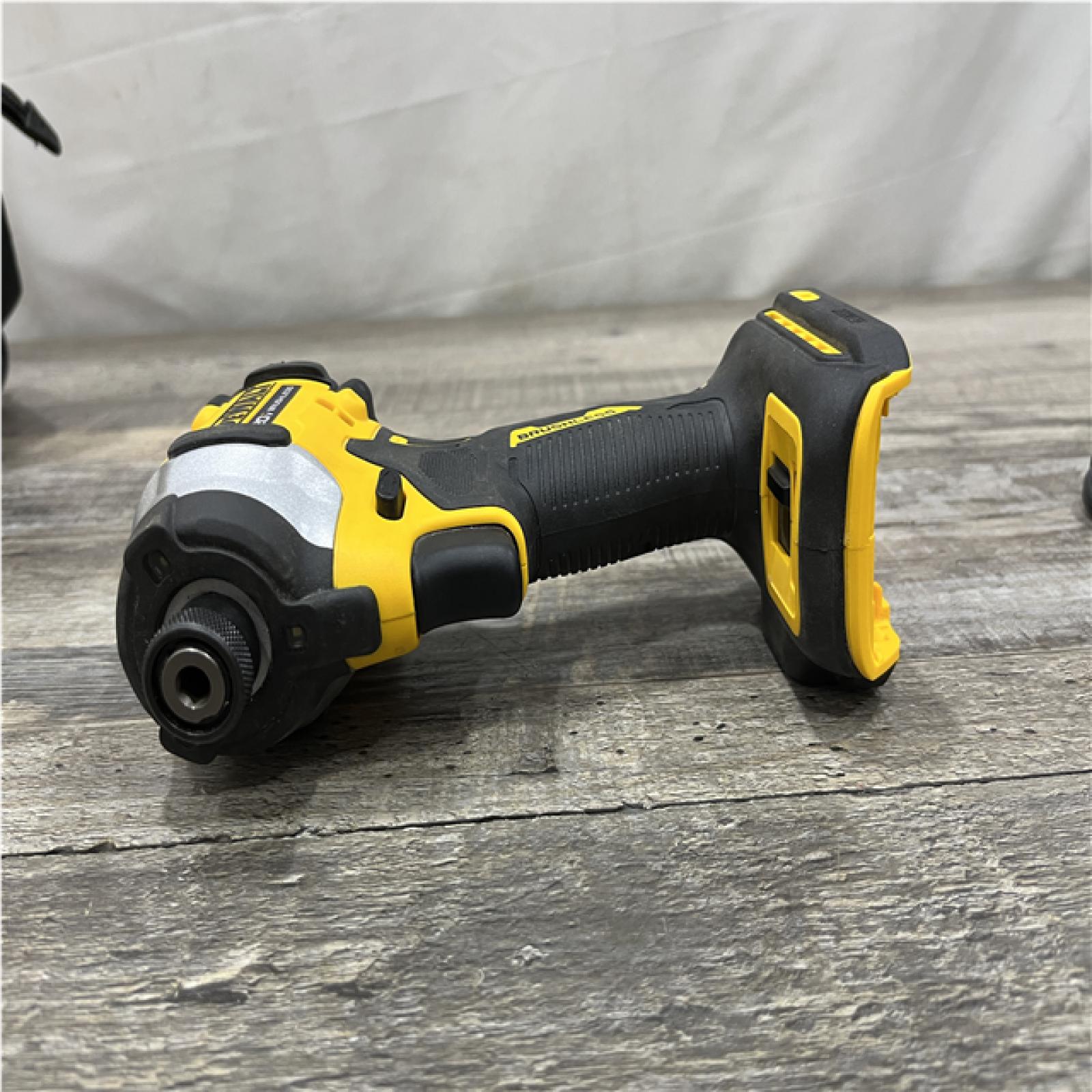 AS-IS DEWALT ATOMIC 20V MAX Lithium-Ion Cordless 1/4 in. Brushless Impact Driver Kit