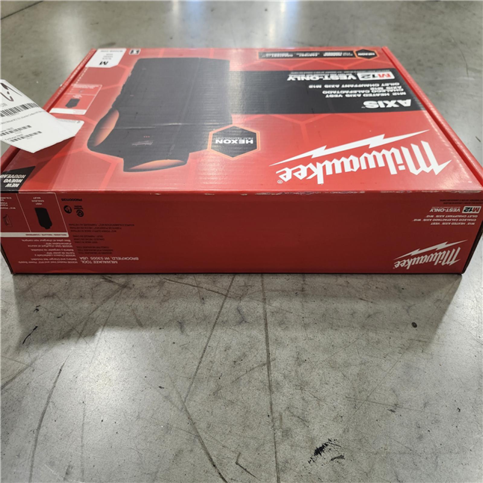 NEW! - Milwaukee Men's Medium M12 12V Lithium-Ion Cordless AXIS Black Heated Vest (Vest Only)