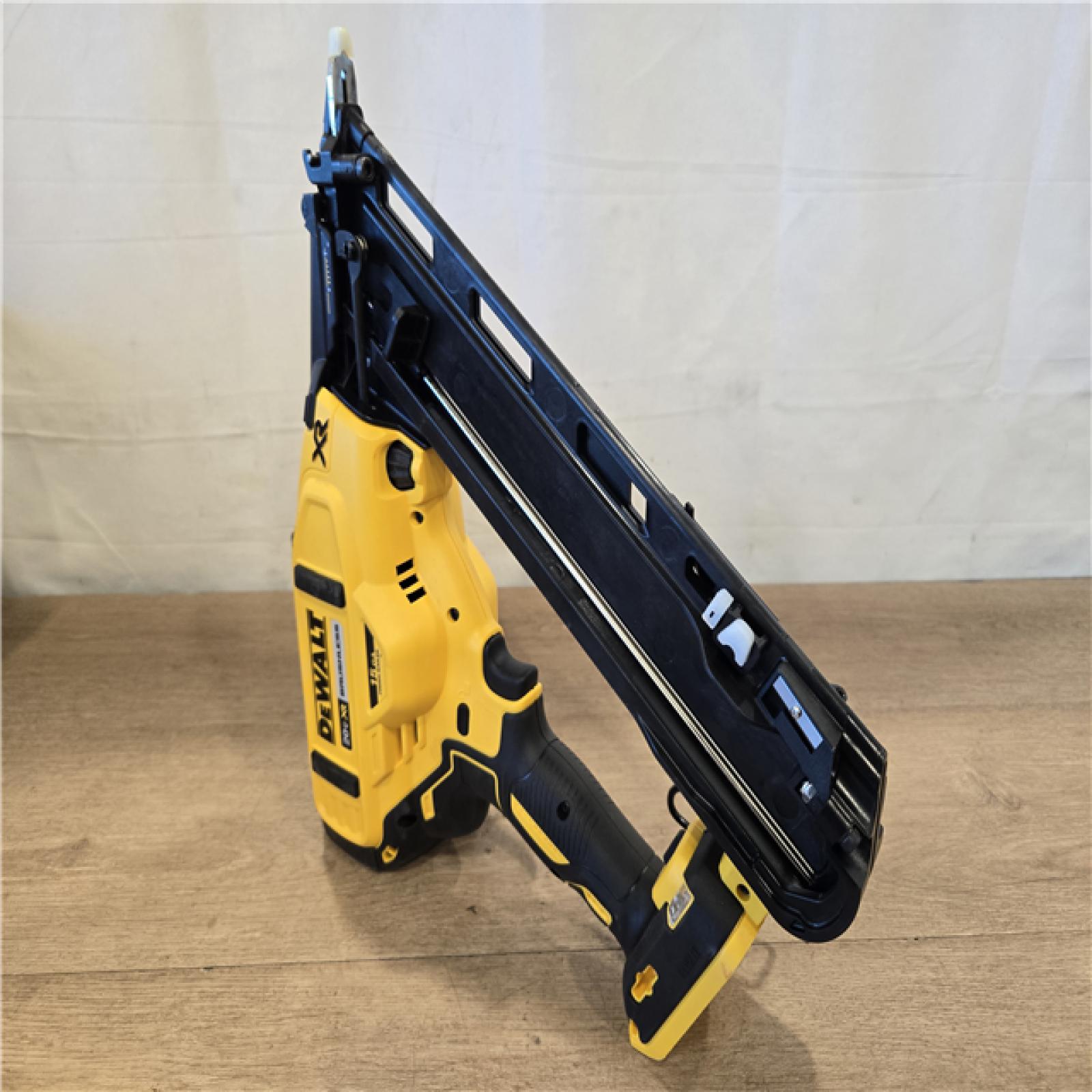 AS-IS DEWALT Cordless 20V MAX XR Angled Finish Nailer (Tool Only)