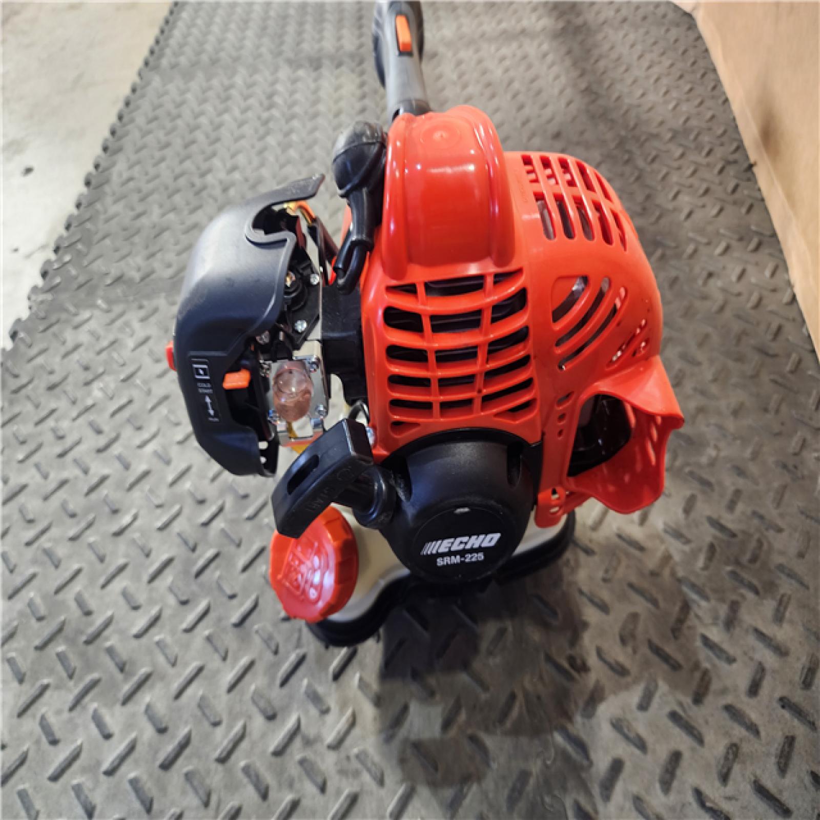 HOUSTON LOCATION - AS-IS Echo SRM-225 21.2cc 2 Stroke Fuel Efficient Durable Gas Straight Shaft Trimmer