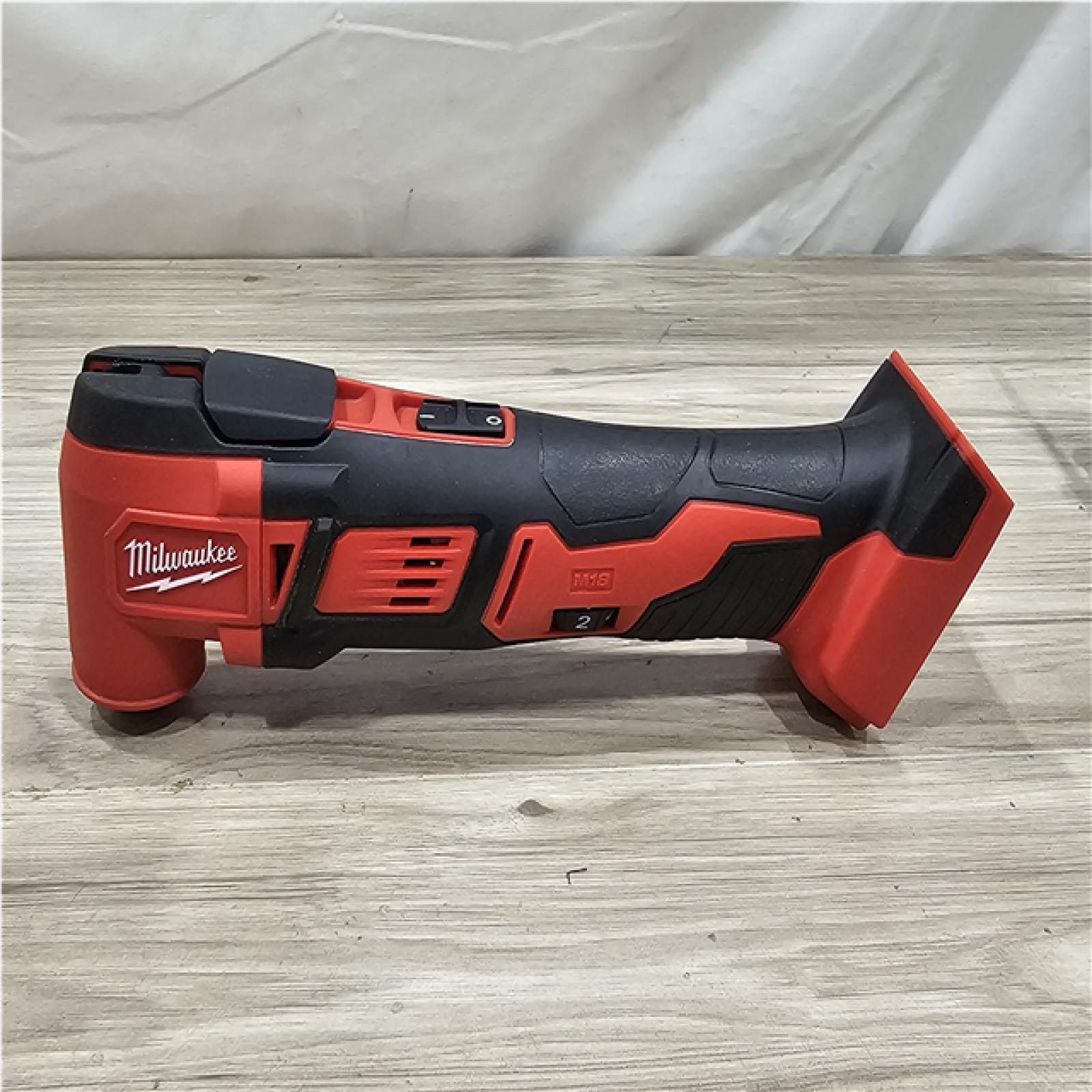 AS-IS Milwaukee 18V Lithium-Ion Cordless Oscillating Multi-Tool (Tool-Only)