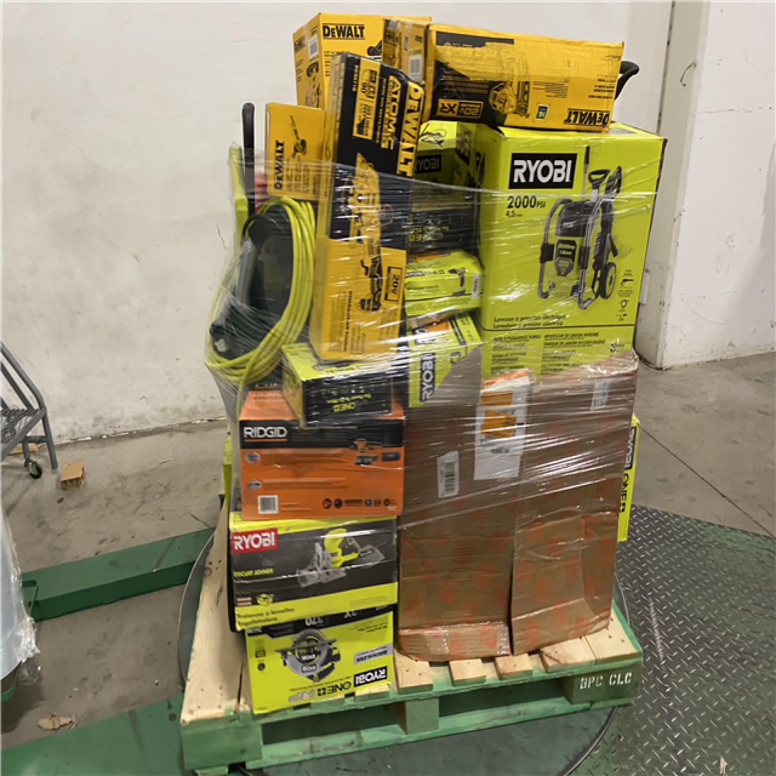 Dallas Location - As-Is Tool Pallet
