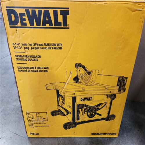 Phoenix AS-IS DEWALT 15 Amp Corded 8-1/4 in. Compact Portable Jobsite Tablesaw (Stand Not Included)