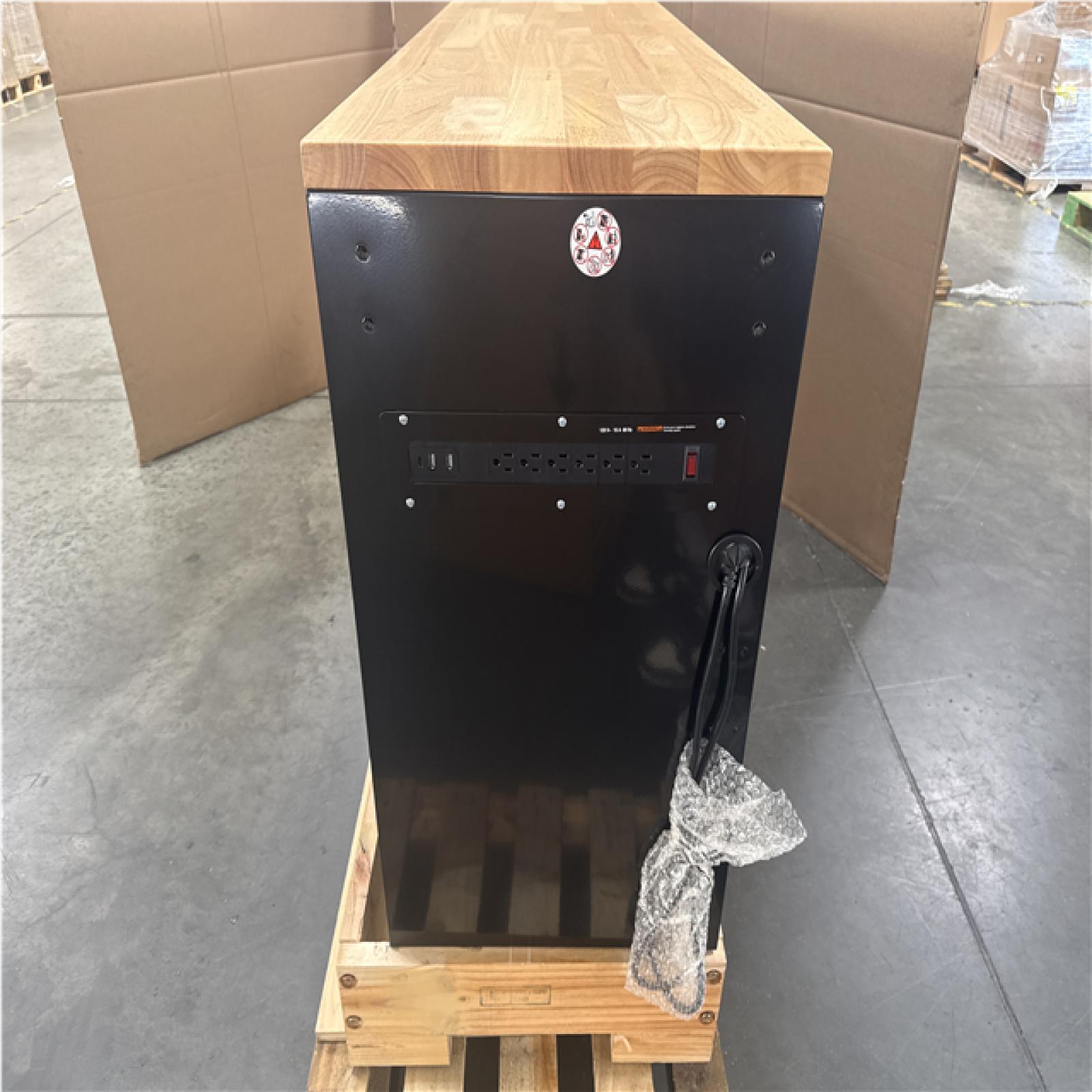CALIFORNIA LIKE NEW HUSKY 15 DRAWER WORKBENCH