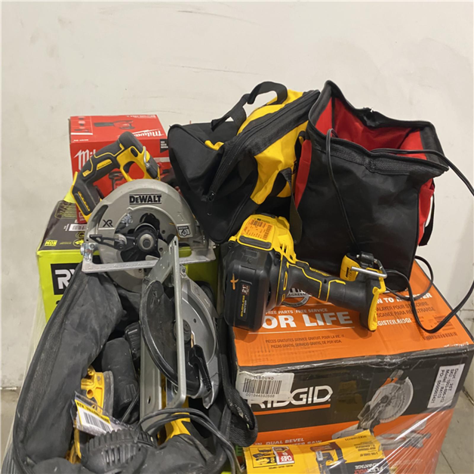 Dallas Location - As-Is Tool Pallet