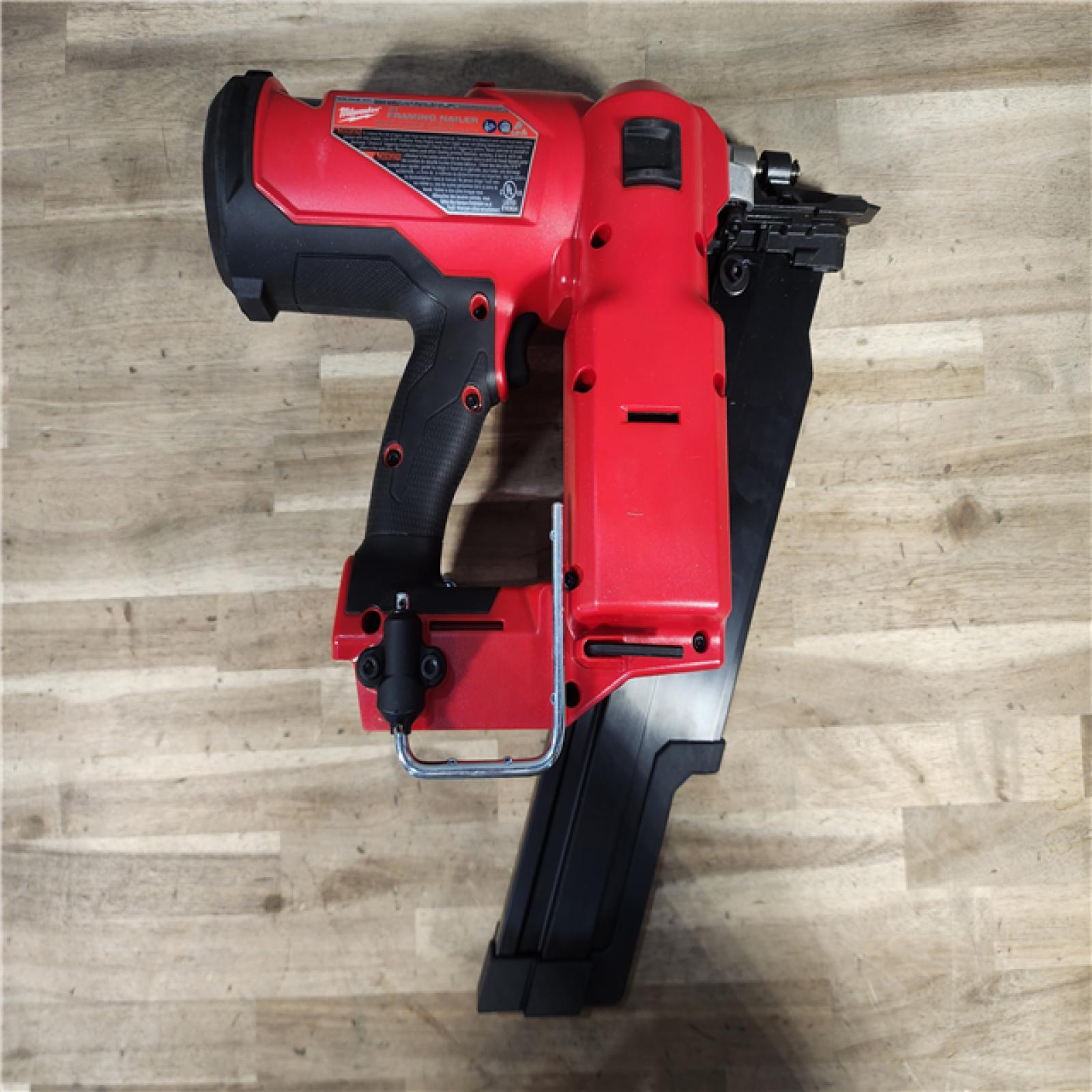 HOUSTON LOCATION - AS-IS (APPEARS LIKE NEW) Milwaukee 2744-20 M18 FUEL 3-1/2 in. 18-Volt 21-Degree Lithium-Ion Brushless Cordless Framing Nailer (Tool-Only)