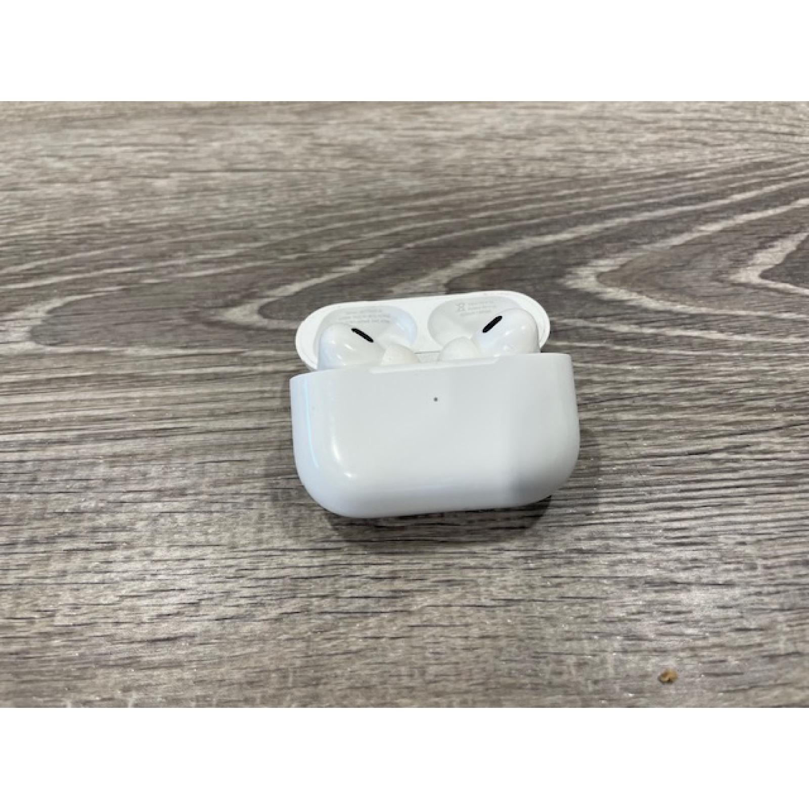 AS-IS AirPods Pro 2 with MagSafe Charging Case