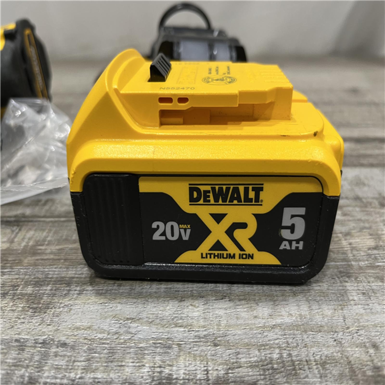 A-IS DEWALT ATOMIC 20V Lithium-Ion Cordless 1/2 in. Hammer Drill Kit