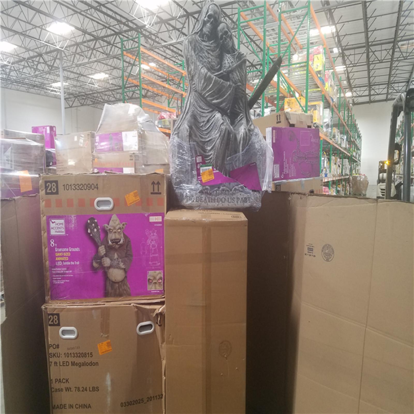 California AS-IS Holiday Pallet