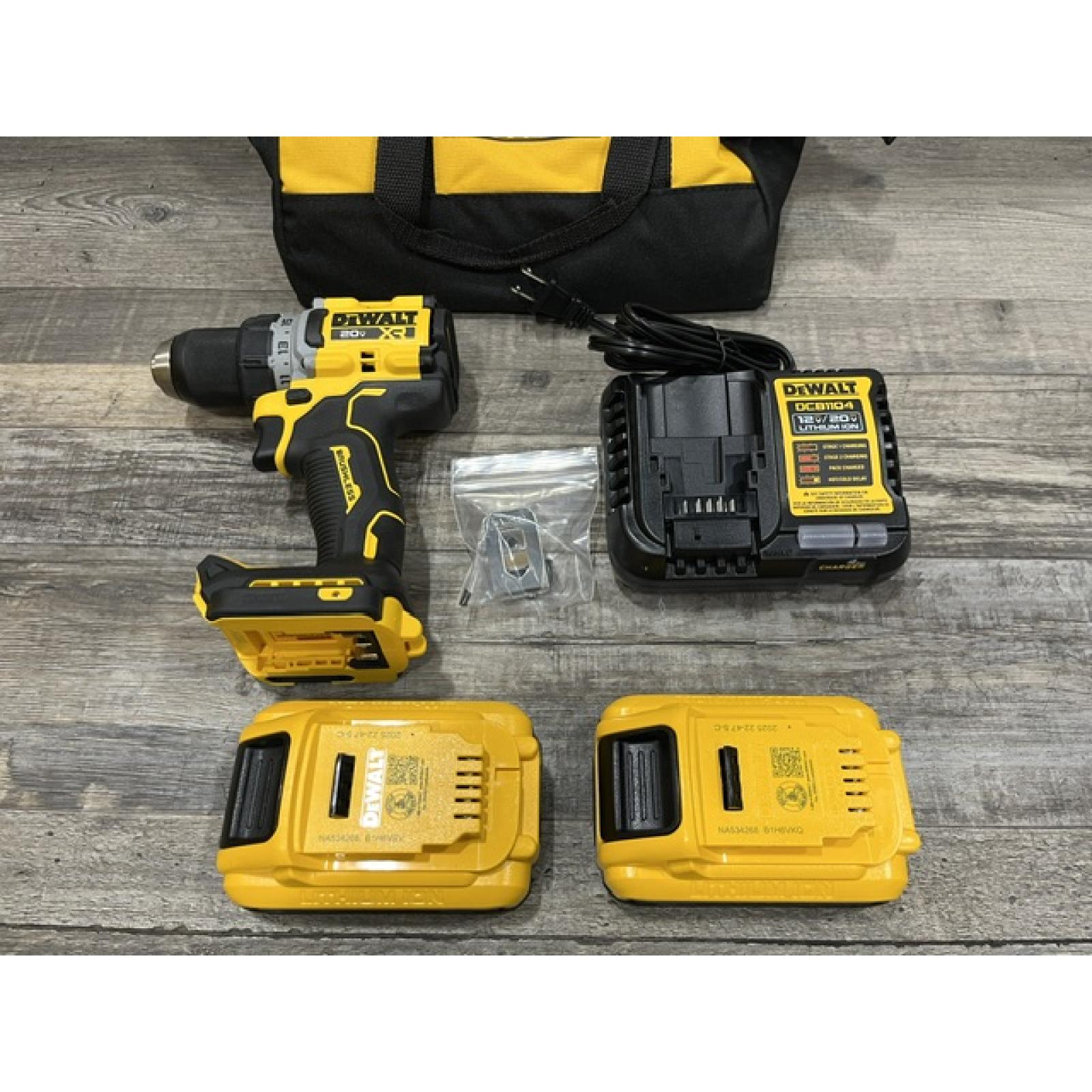 AS-IS DEWALT 20V XR Lithium-Ion Cordless Brushless 1/2 in. Drill/Driver Kit