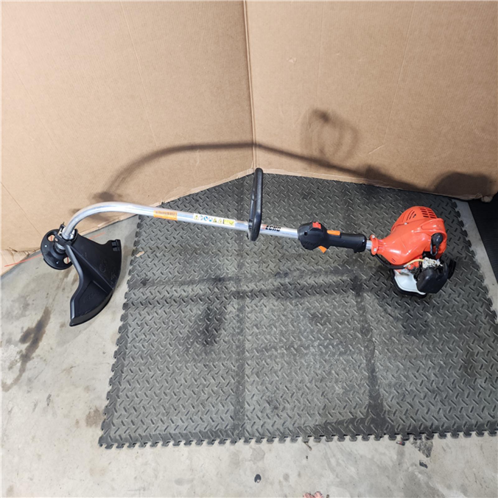 HOUSTON LOCATION - AS-IS Echo GT-225 21.2cc 2 Stroke Lightweight Durable Gas Curved Shaft String Trimmer