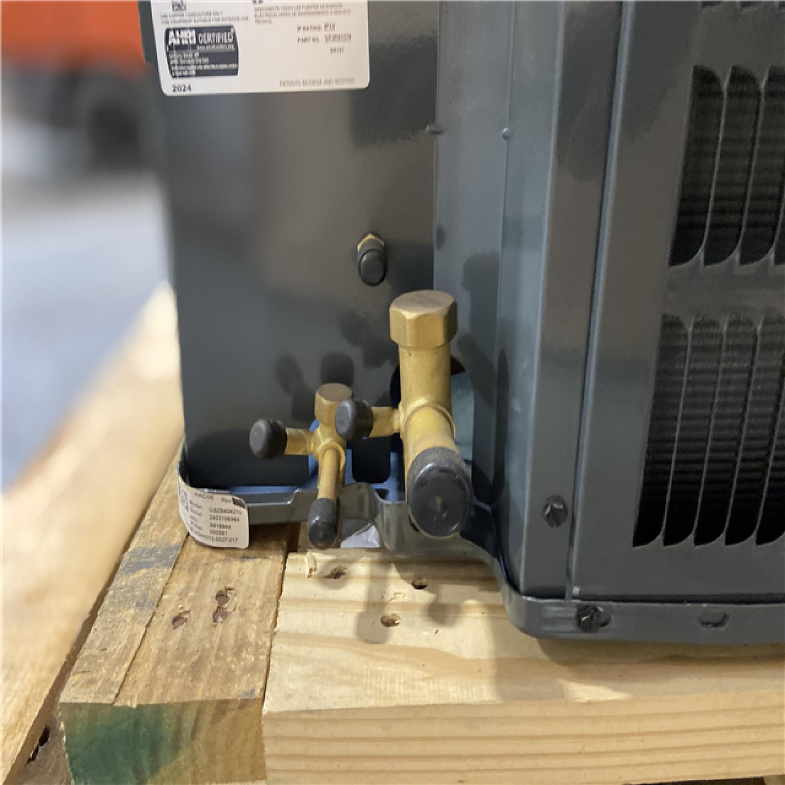 DALLAS LOCATION - Goodman 3.5 TON 14.3 SEER2 Classic Series Heat Pump Condenser - GSZB404210
