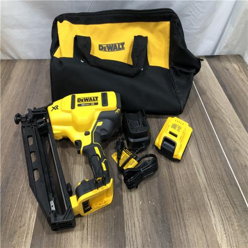 AS-IS DEWALT 20V MAX XR 16-Gauge Electric Cordless Angled Finishing Nailer Kit
