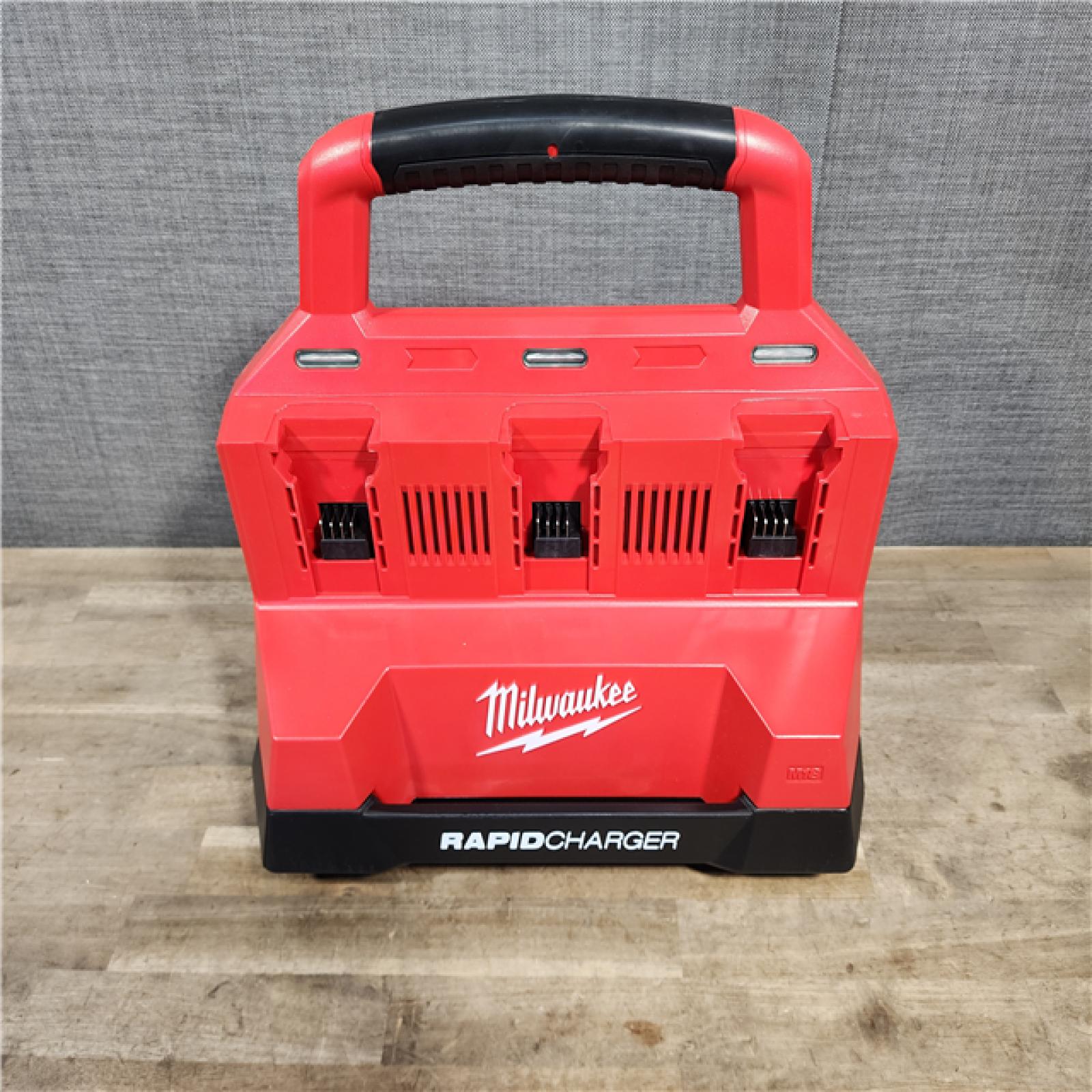 HOUSTON LOCATION - AS-IS (APPEARS LIKE NEW) Milwaukee M18 Packout Six Bay Rapid Charger (Tool-Only)