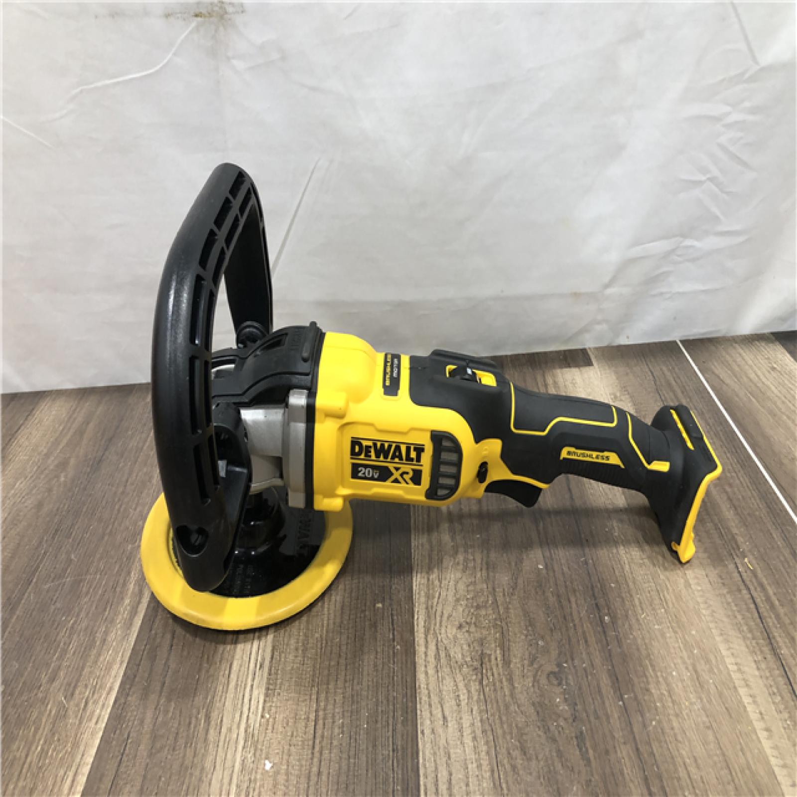 AS-IS DEWALT 20V MAX XR Cordless Brushless 7 in. Variable Speed Rotary Polisher (Tool Only)