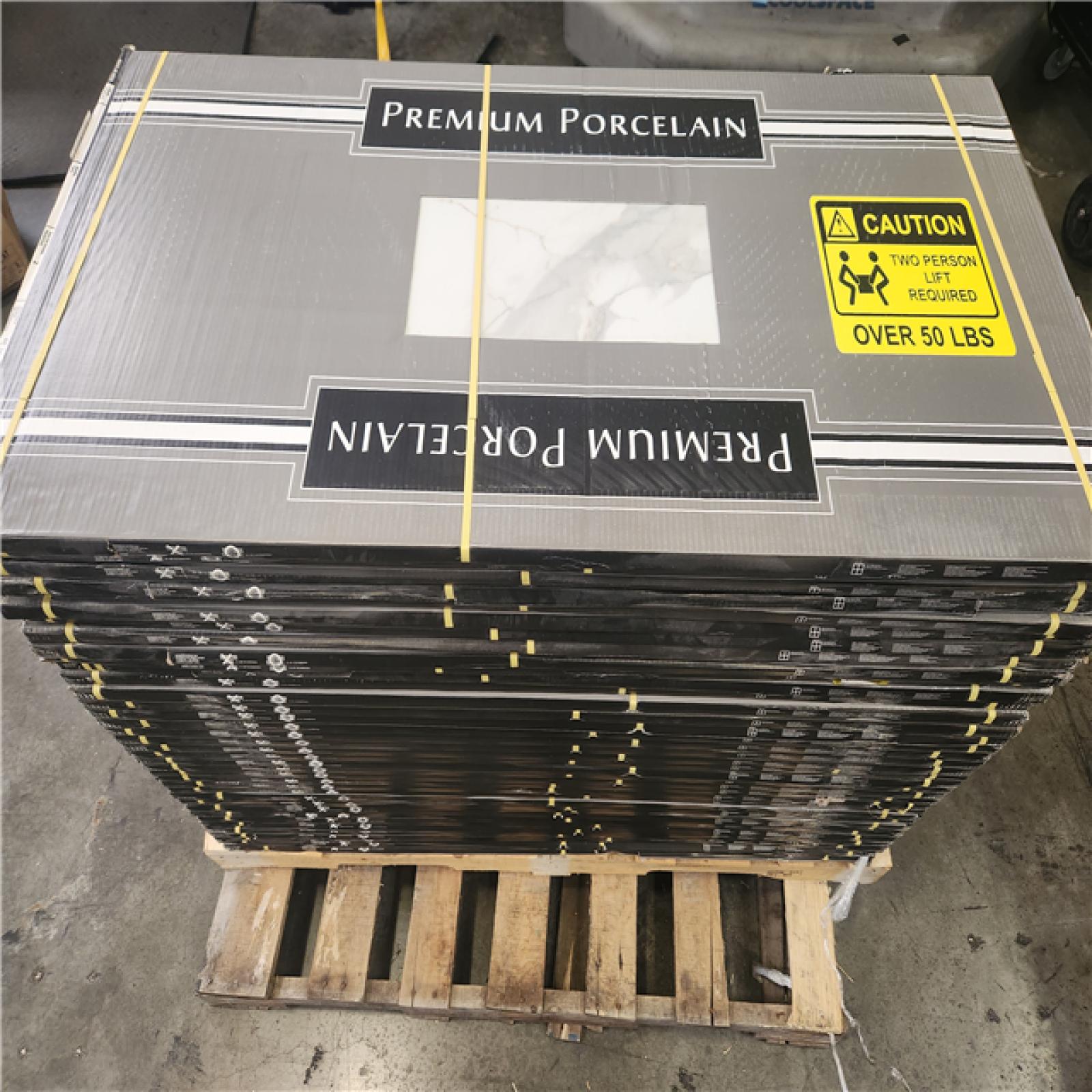 Phoenix NEW MSI Lucido Grand 24 in. x 48 in. Polished Porcelain Marble Look Floor and Wall Tile (608 sq. ft. /38  Case)