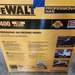 Phoenix NEW DEWALT 4400 PSI 4.0 GPM Cold Water Gas Pressure Washer