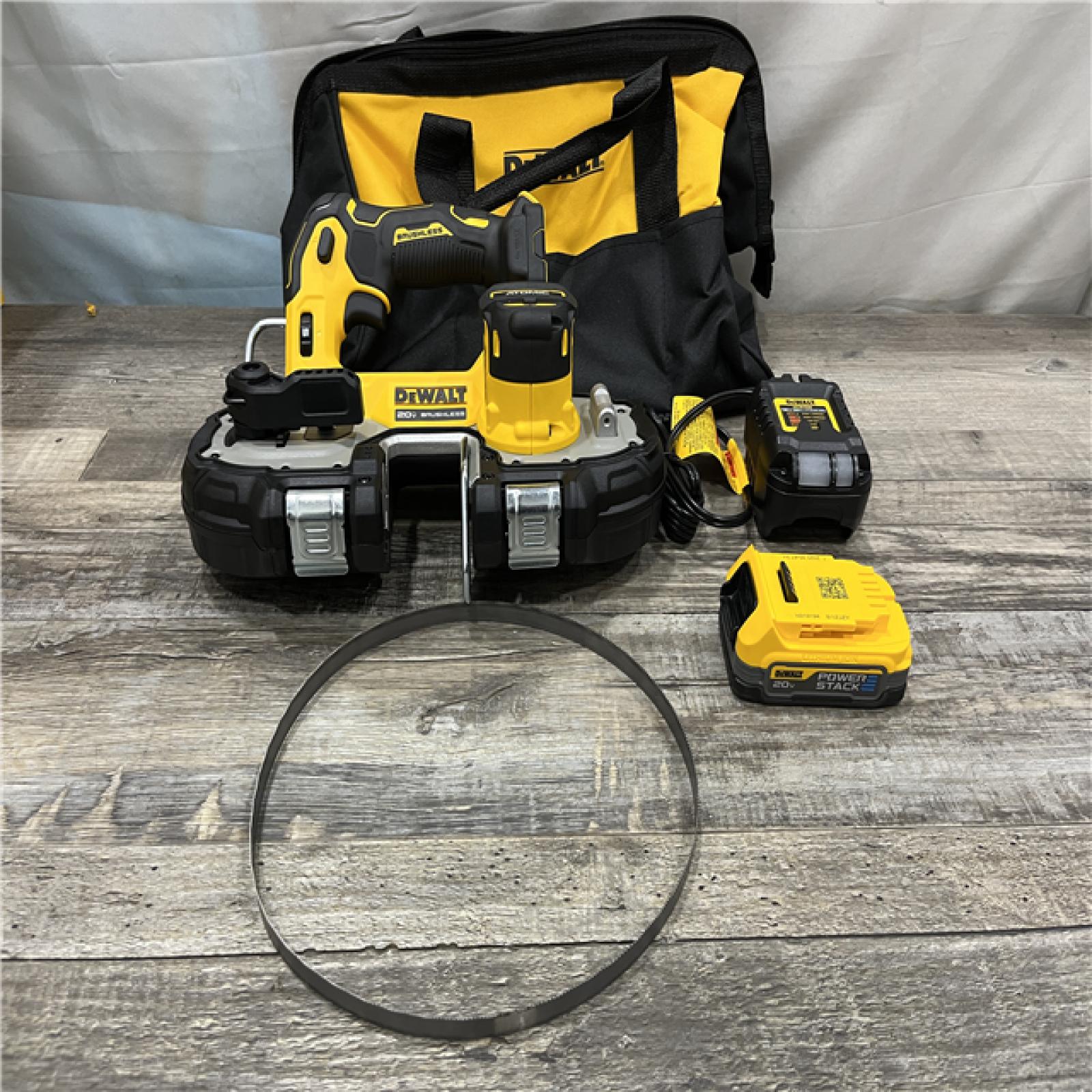 AS-IS DEWALT ATOMIC 20V MAX Lithium-Ion Cordless 1-1/4 in. Bandsaw Kit