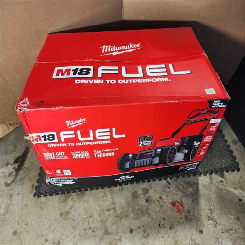 HOUSTON LOCATION - AS-IS (APPEARS LIKE NEW) M18 FUEL Brushless Cordless 21 in. Walk Behind Dual Battery Self-Propelled Mower W/(2) 12.0Ah Battery and Rapid Charger