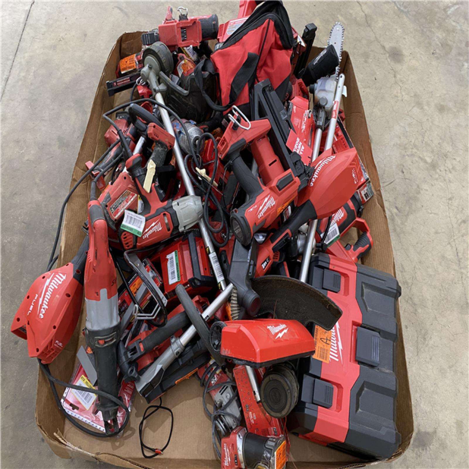 Houston Location AS IS - Tool Pallet