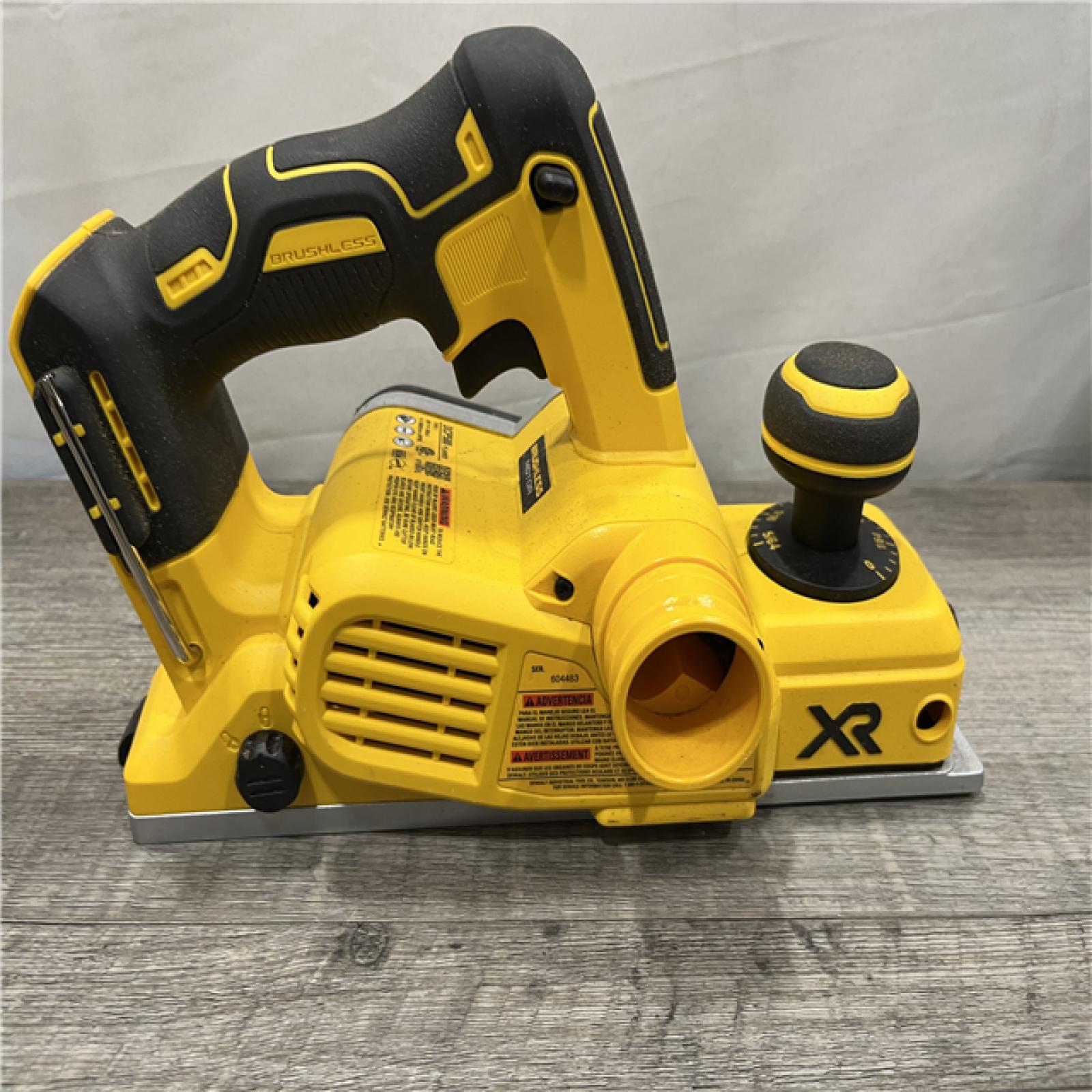 AS-IS DEWALT 20V MAX XR Cordless Brushless 3-1/4 in. Planer (Tool Only)