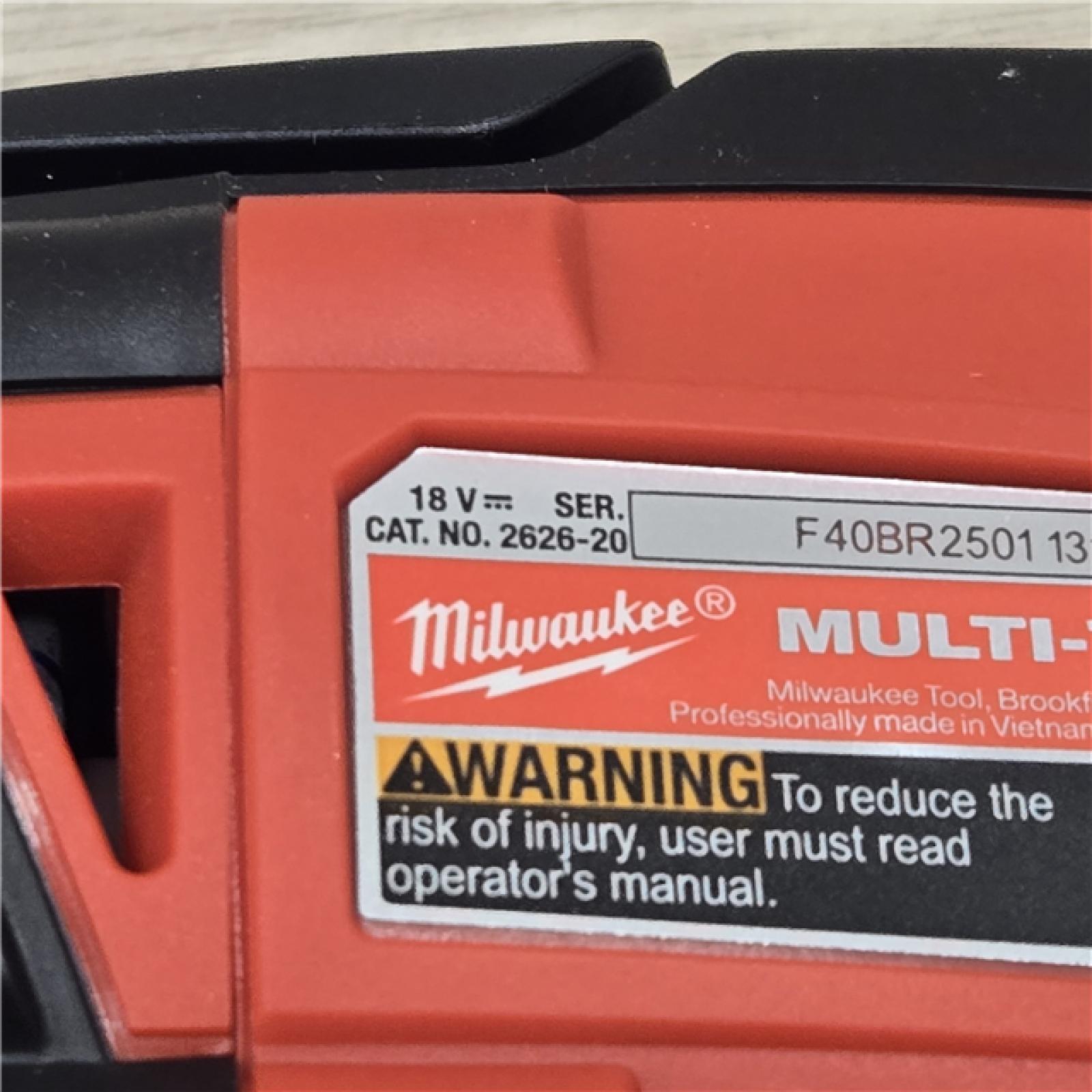 AS-IS Milwaukee 2626-21 M18 18V Cordless Oscillating Multi-Tool Kit