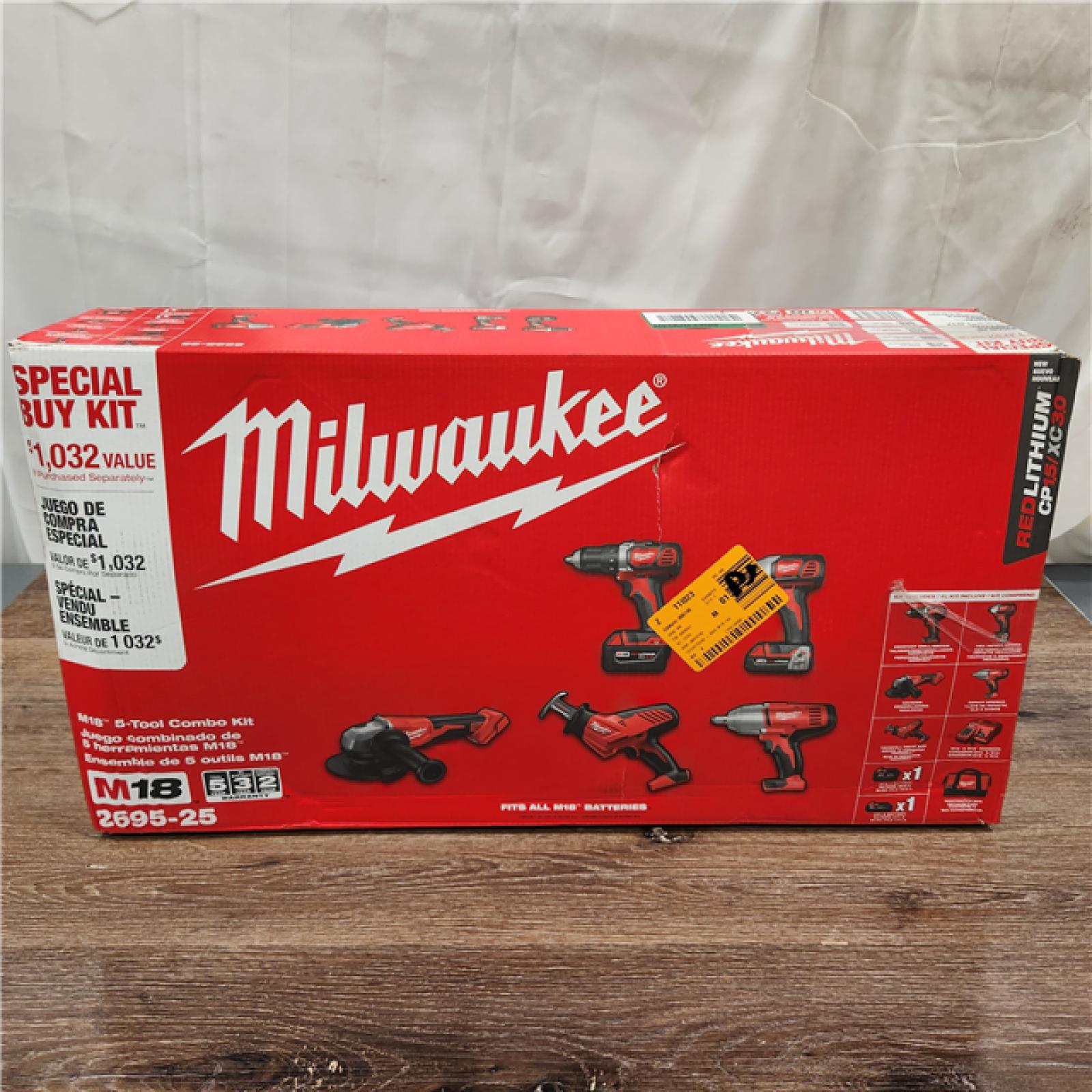 NEW!  Milwaukee M18 5Tool Combo Kit W/ 1.5Ah , 3Ah Battery & Charger