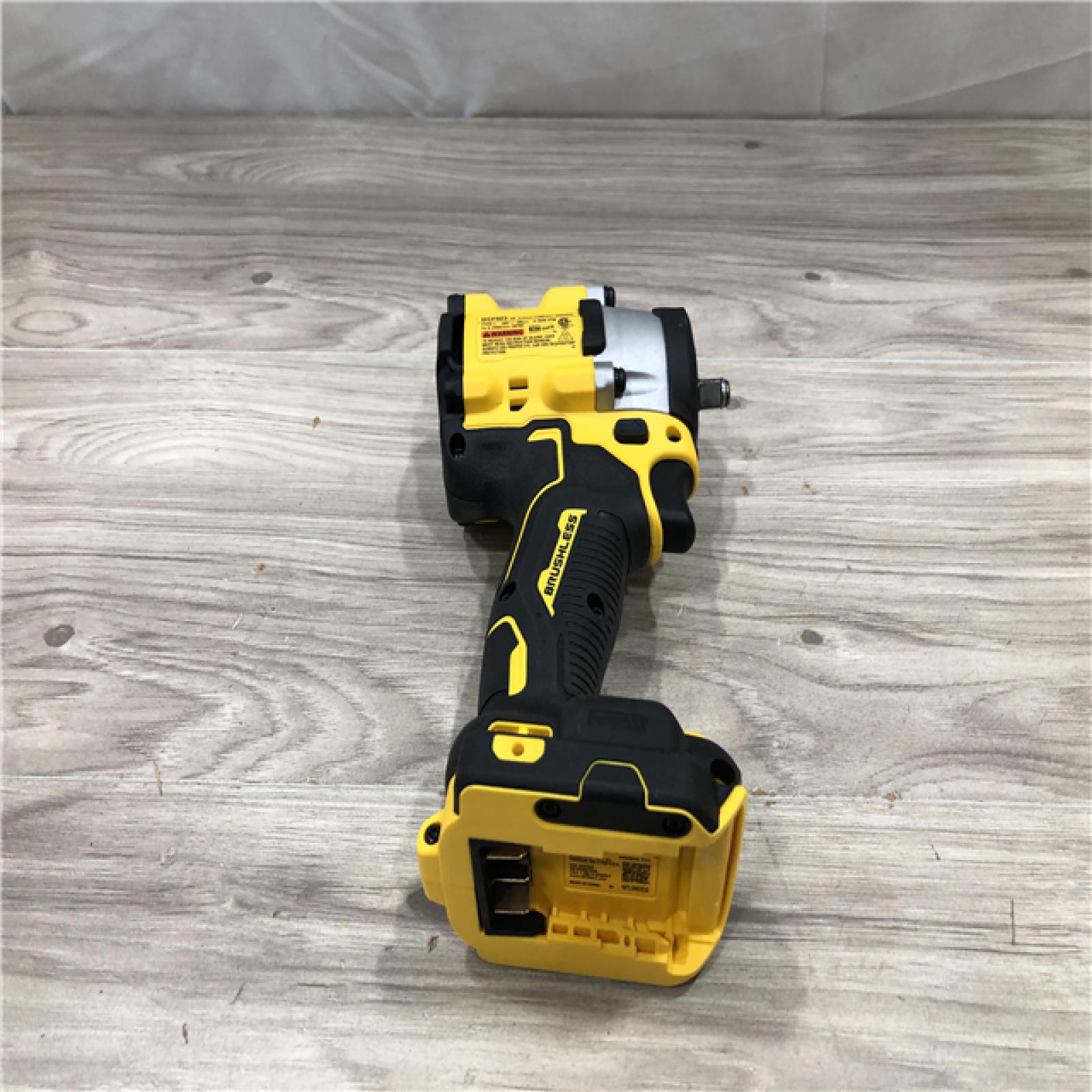 AS-IS DeWalt 20V MAX ATOMIC 3/8 in. Cordless Compact Impact Wrench (Tool-Only)