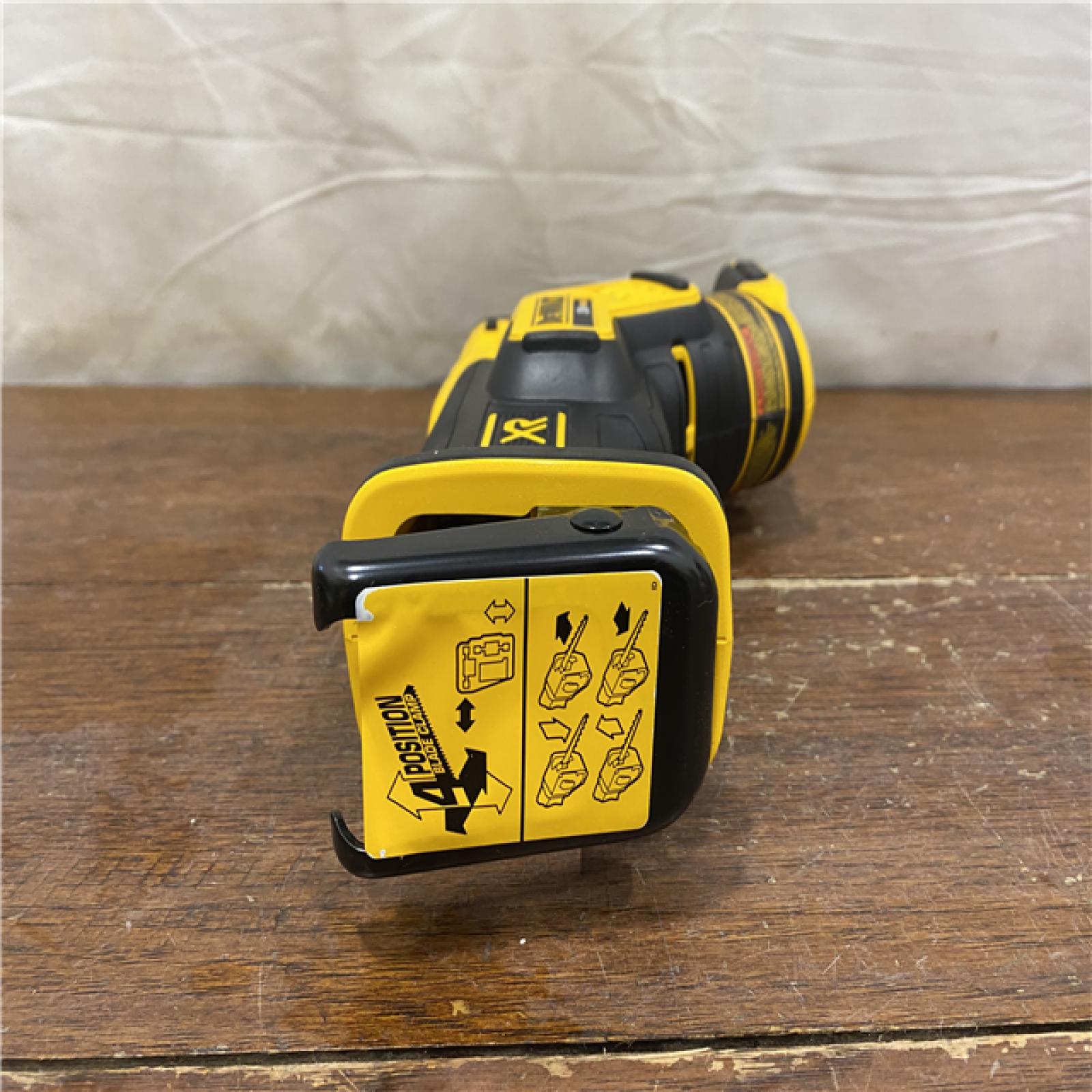 AS-IS DeWalt 20V MAX XR Lithium-Ion Cordless Brushless Compact Reciprocating Saw (Tool-Only)