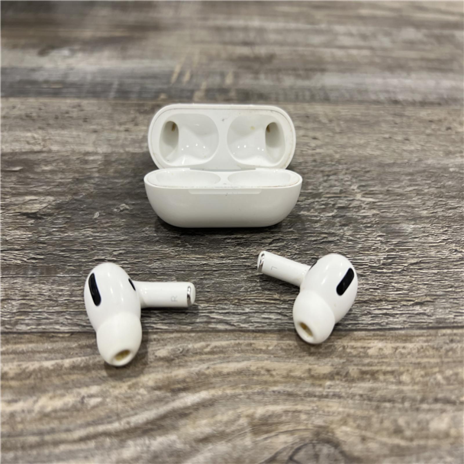 AS-IS Apple - AirPods Pro (1st generation) with Magsafe Charging Case - White