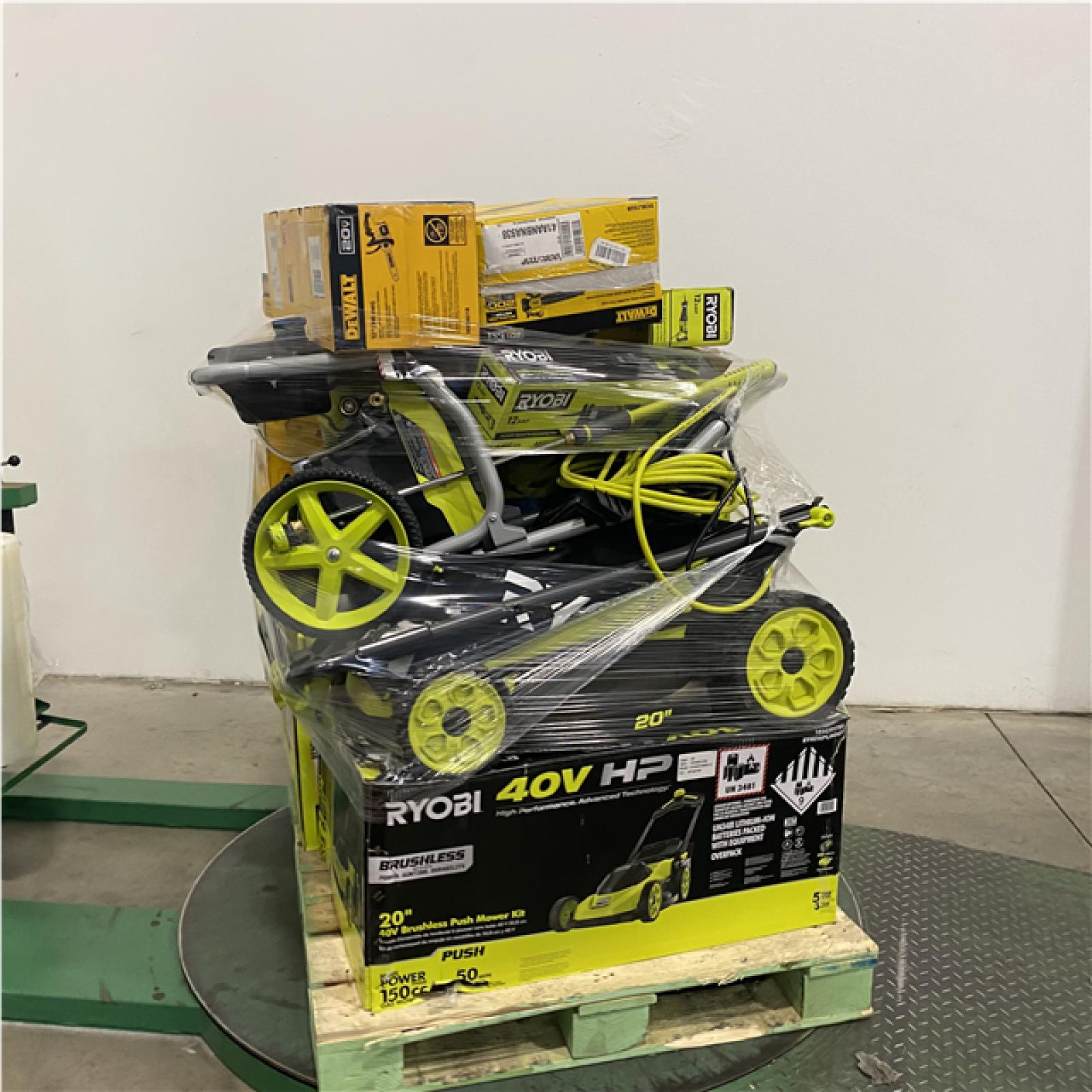 Dallas Location - As-Is Tool Pallet