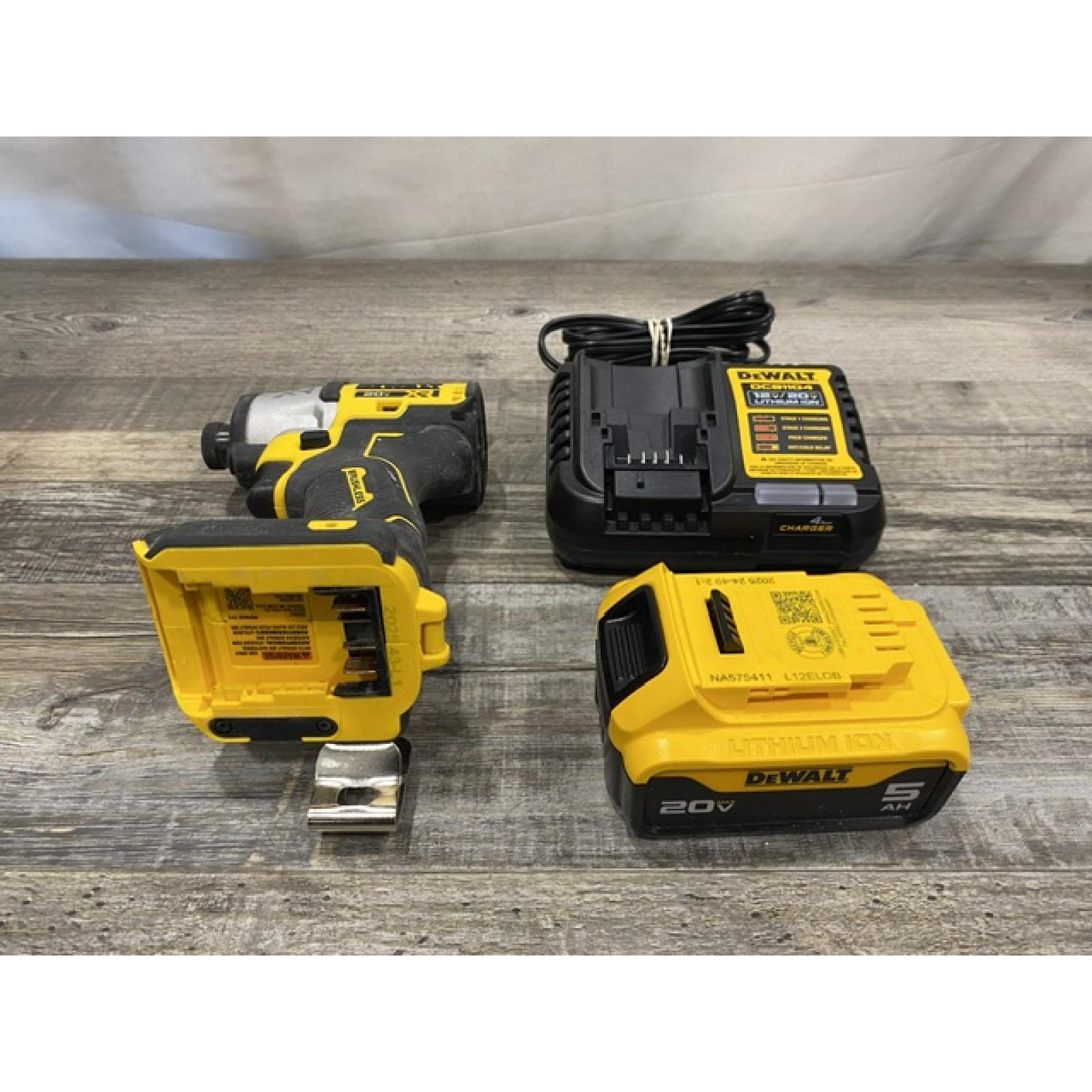 AS-IS DEWALT 20-Volt Maximum XR Lithium-Ion Cordless Brushless 1/4 in. 3-Speed Impact Driver Kit