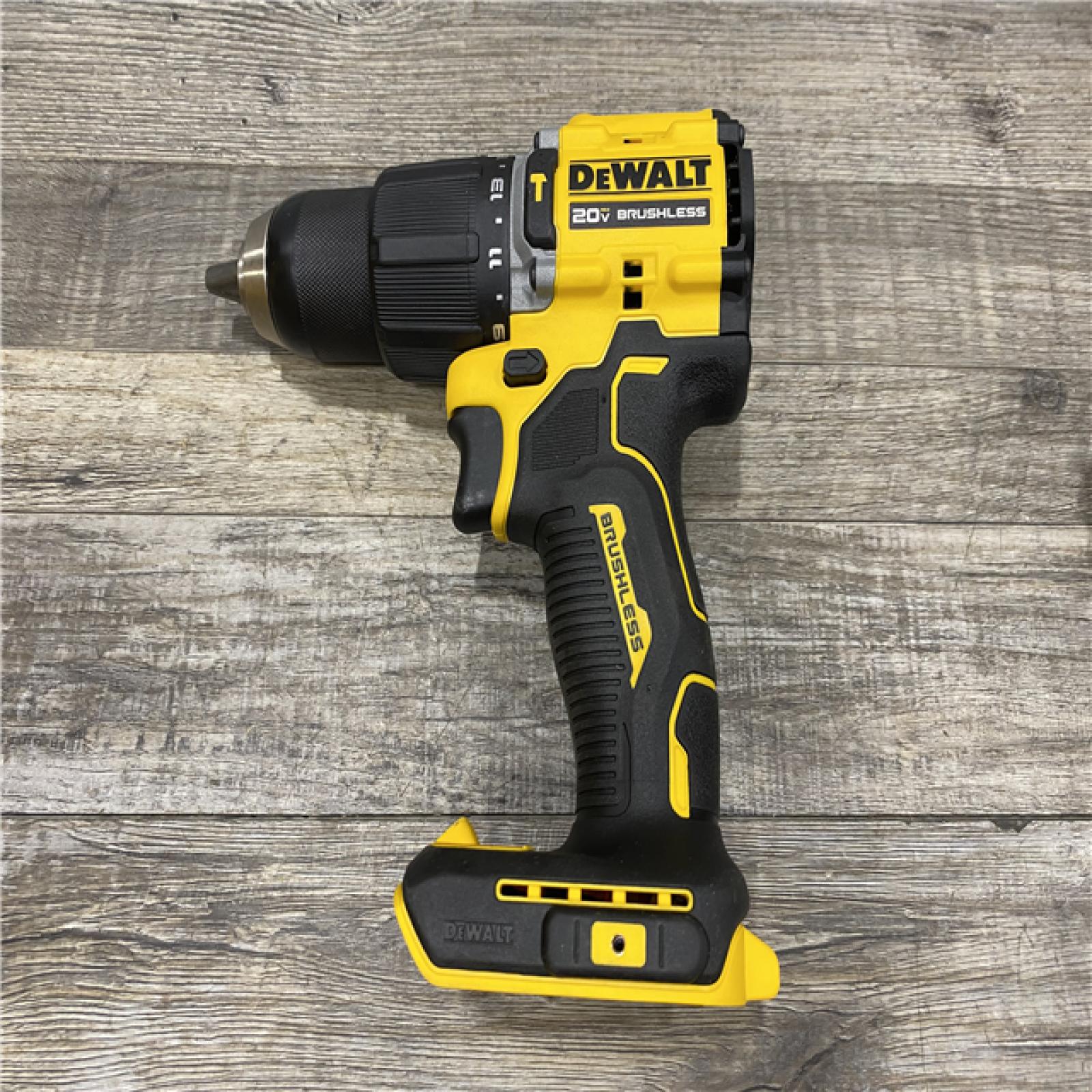 AS-IS DEWALT ATOMIC 20V Cordless 1/2 in. Compact Hammer Drill Kit