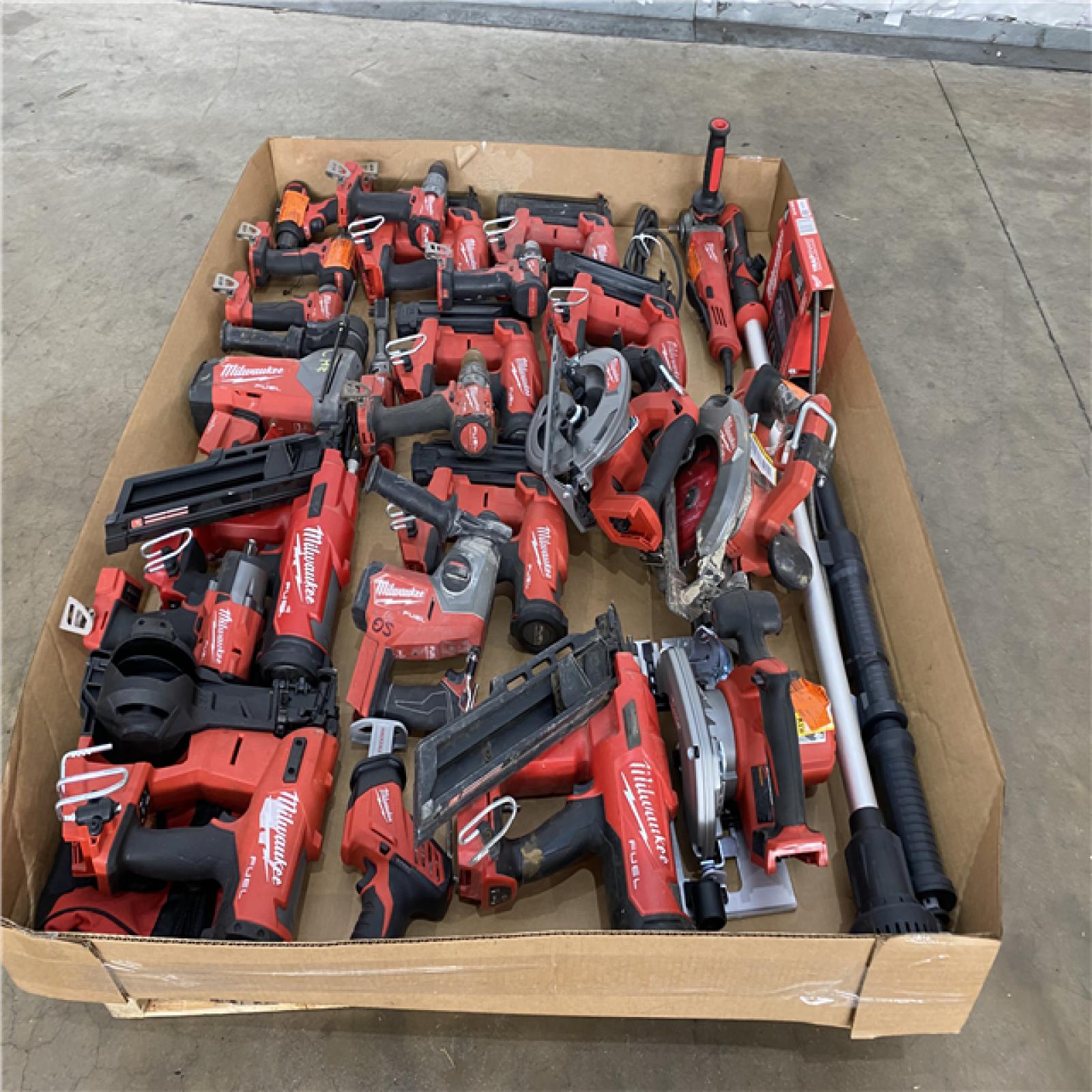 Houston Location AS IS - Tool Pallet
