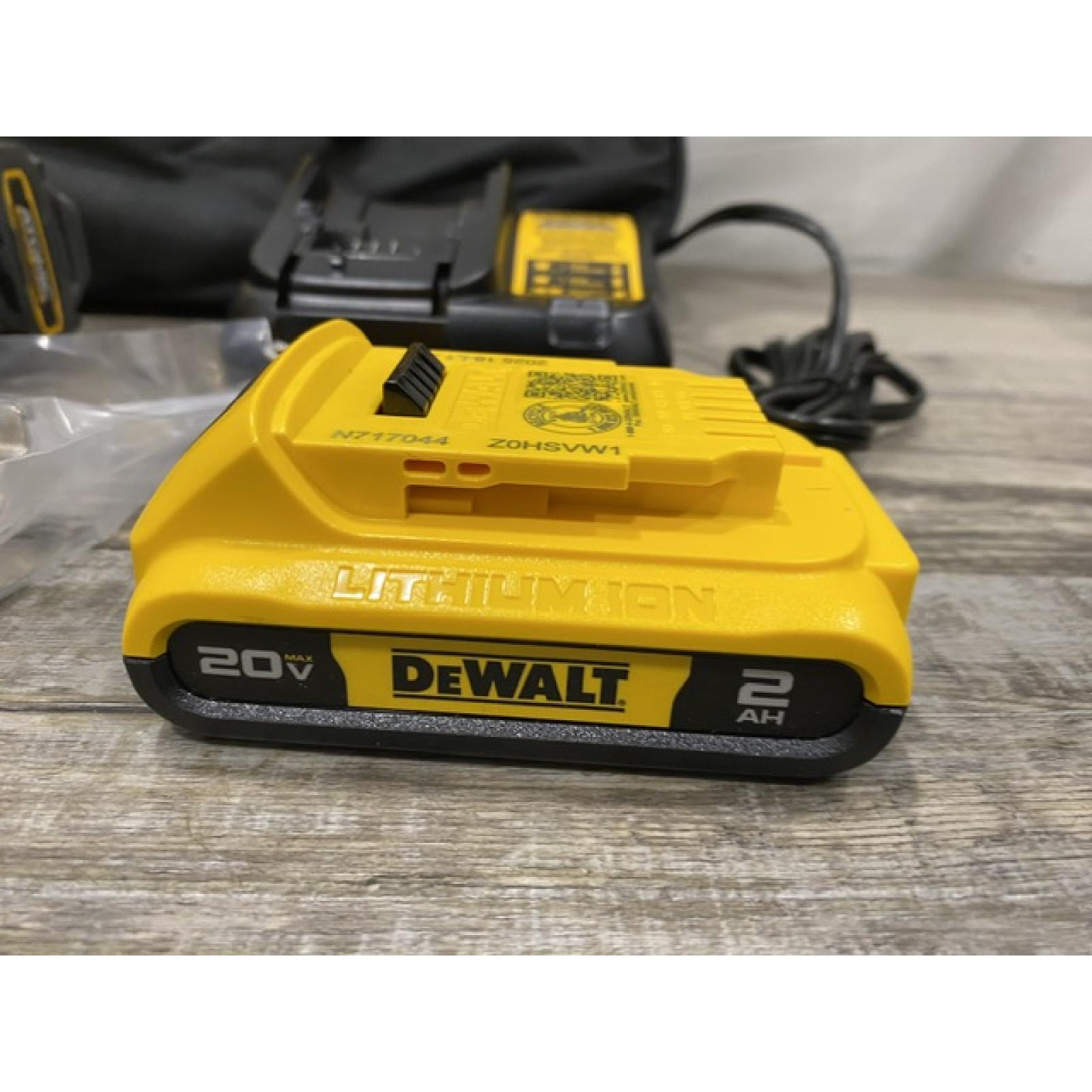 AS-IS DEWALT Atomic 20V Lithium-Ion Cordless Compact 1/2 in. Drill/Driver Kit