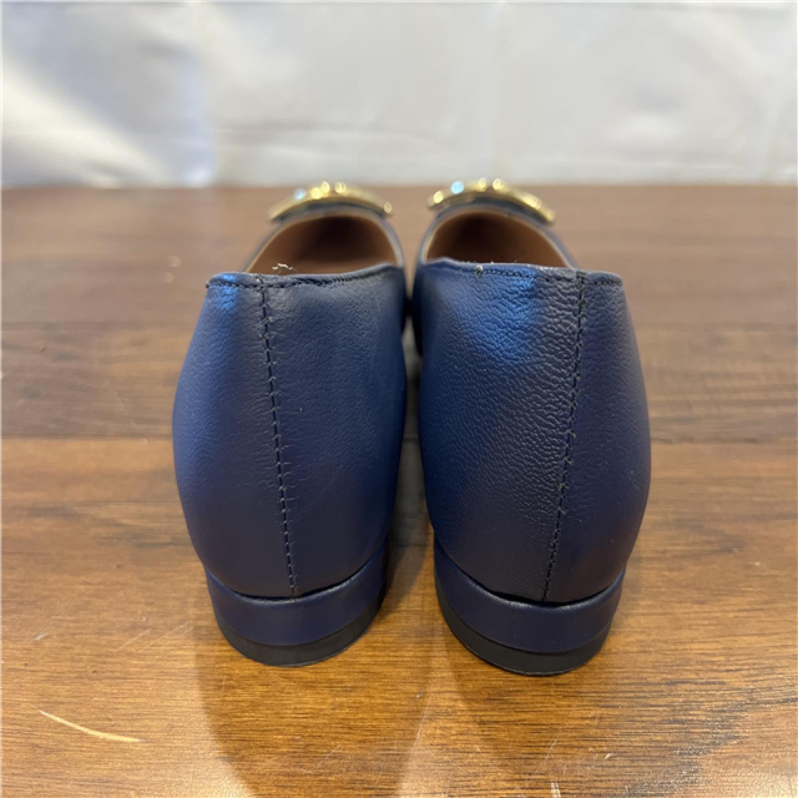Valentino by Mario Valentino - Blue - SZ 6