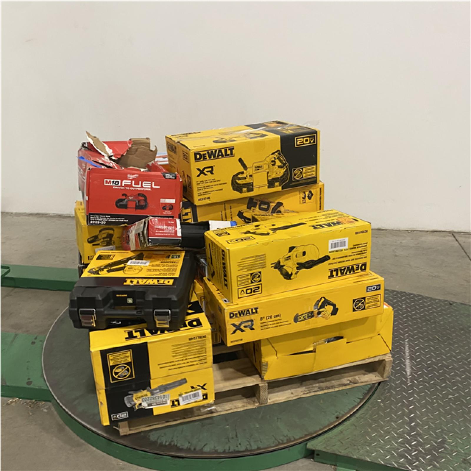 Dallas Location - As-Is Tool Pallet
