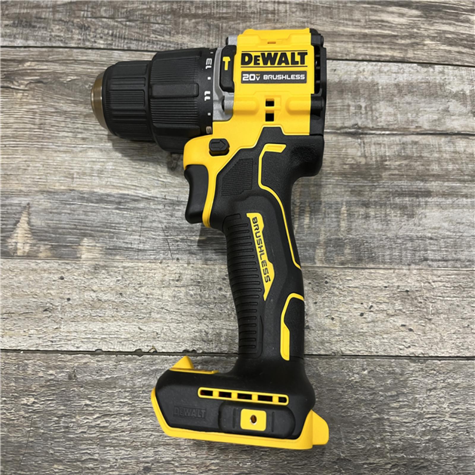 AS-IS DEWALT ATOMIC 20V Cordless 1/2 in. Compact Hammer Drill Kit
