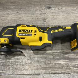 AS-IS DEWALT ATOMIC 20V MAX Cordless Brushless Oscillating Multi Tool Kit
