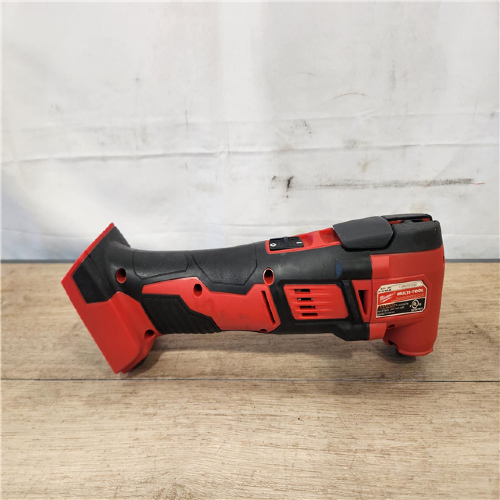 AS-IS- Milwaukee 18V Lithium-Ion Cordless Oscillating Multi-Tool (Tool-Only)
