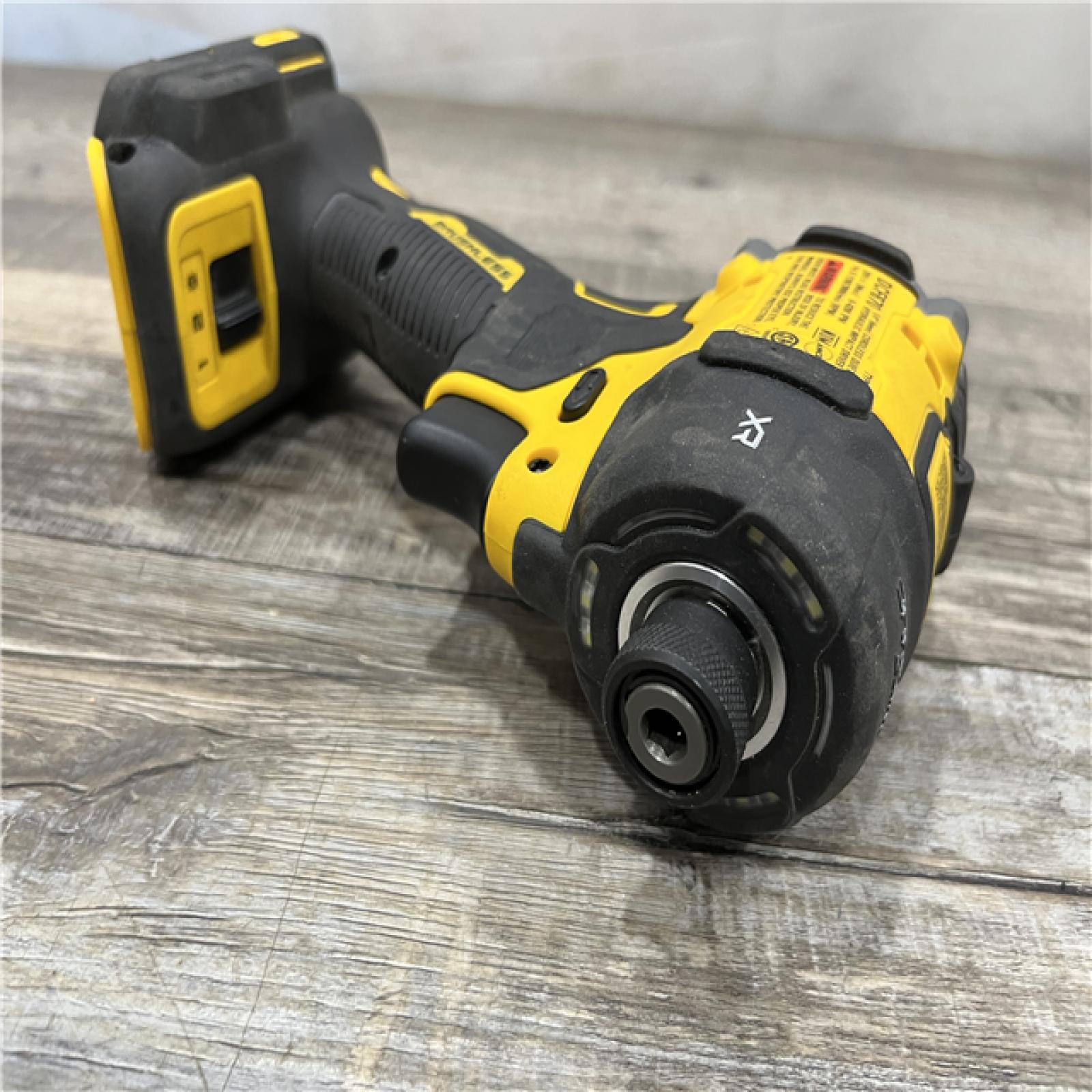 AS-IS DEWALT 20V XR Brushless Cordless 1/4 in. Quiet Hydraulic Impact Driver (Tool-Only)