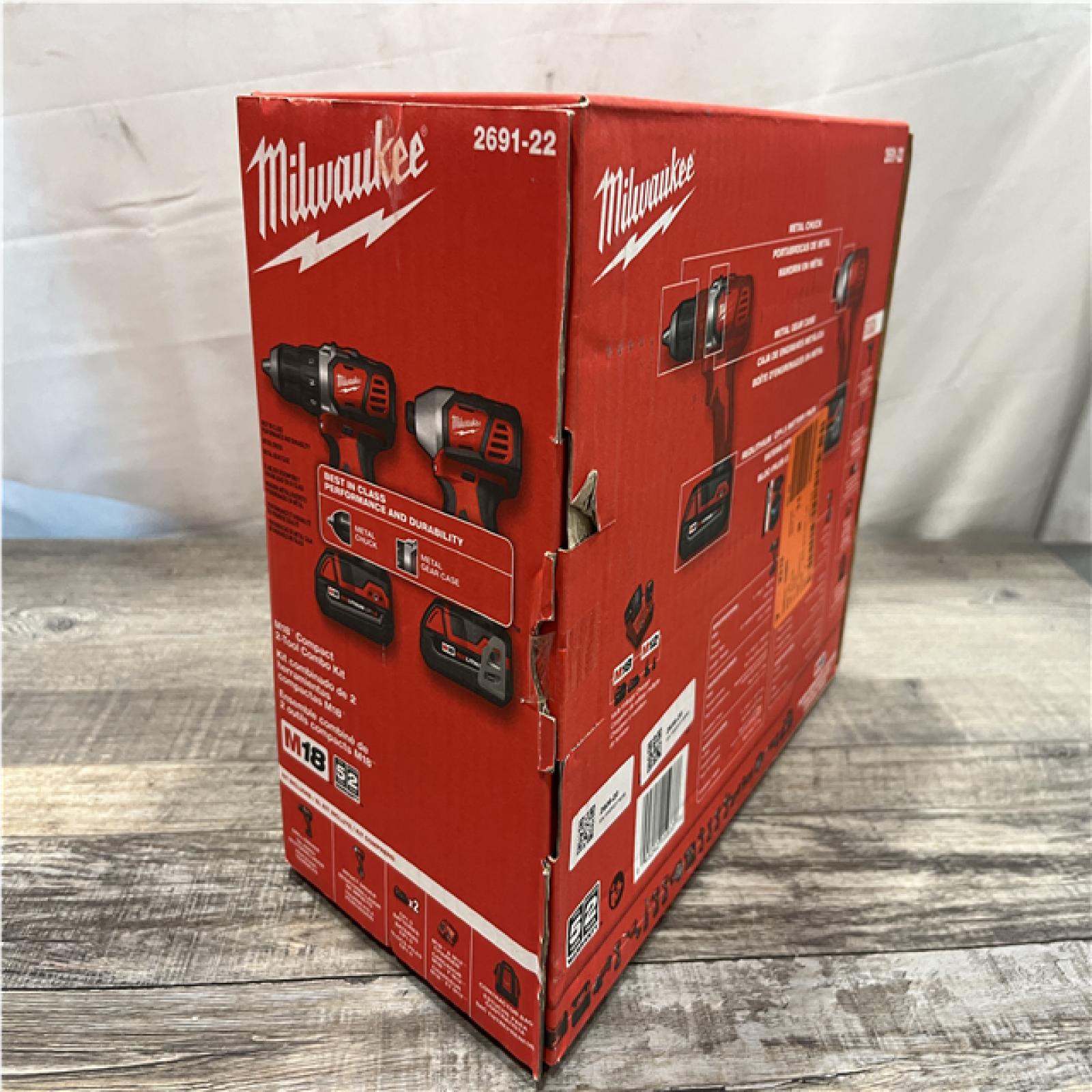 NEW - Milwaukee 18V Lithium-Ion Cordless Drill Driver/Impact Driver Combo Kit