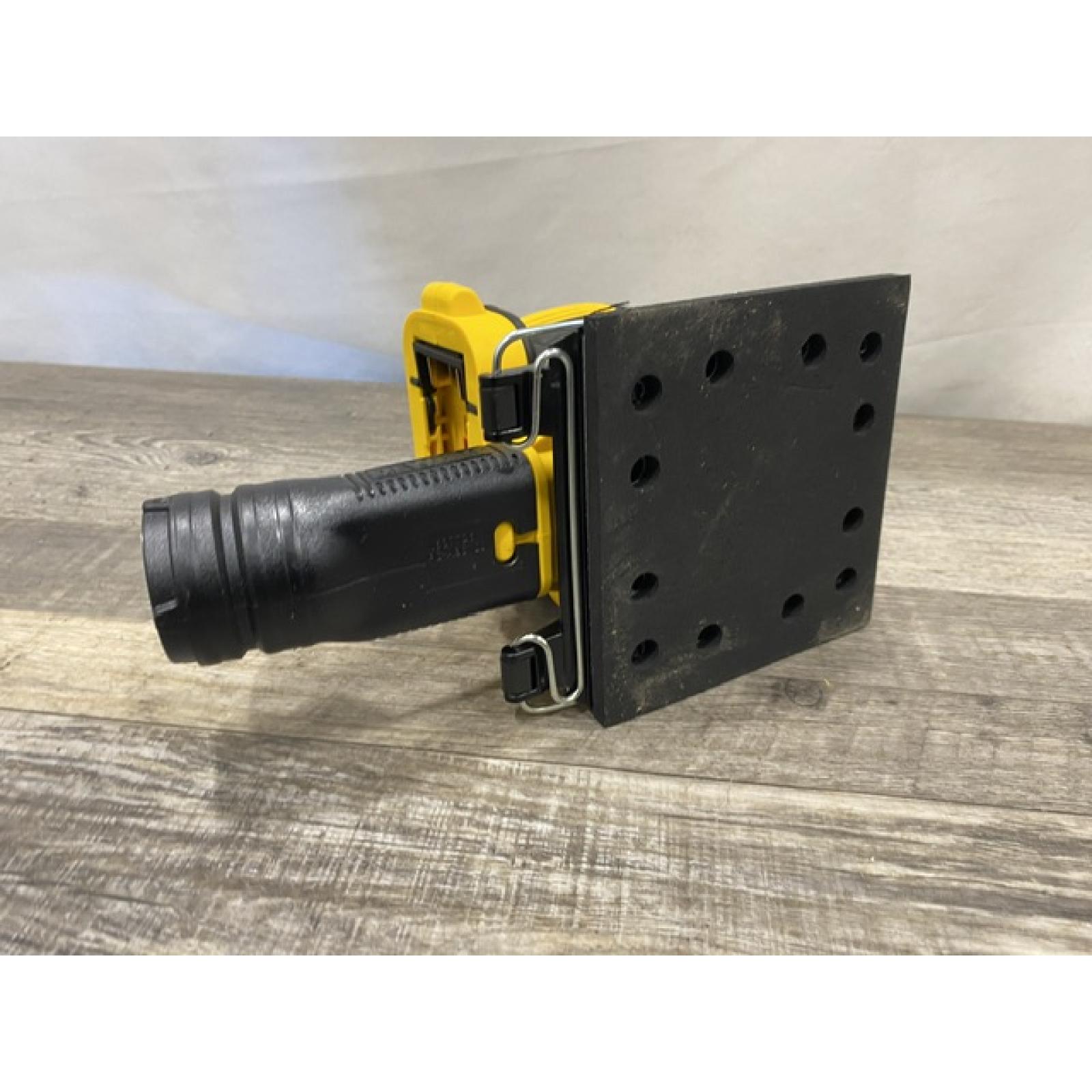 AS-IS DEWALT 20V MAX XR Cordless Brushless 1/4 Sheet Variable Speed Sander (Tool Only)