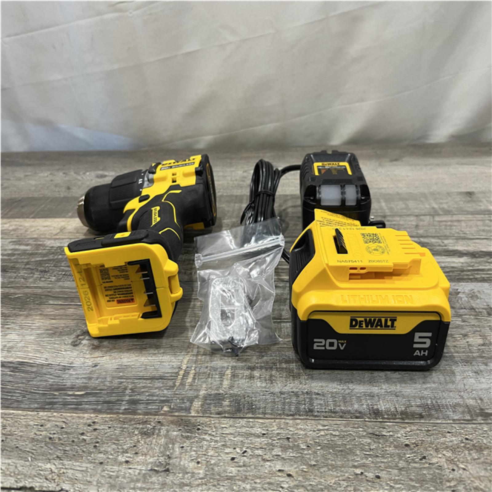 AS-IS DEWALT ATOMIC 20V Lithium-Ion Cordless 1/2 in. Hammer Drill Kit