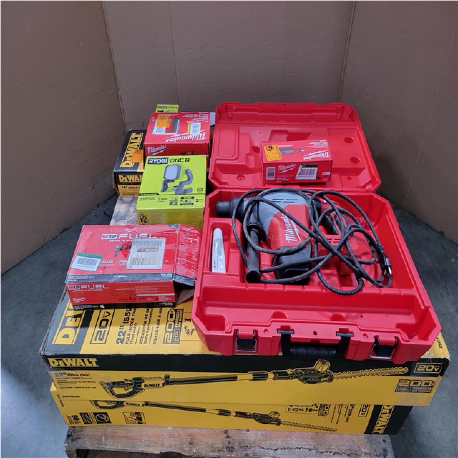 CALIFORNIA AS-IS TOOL PALLET