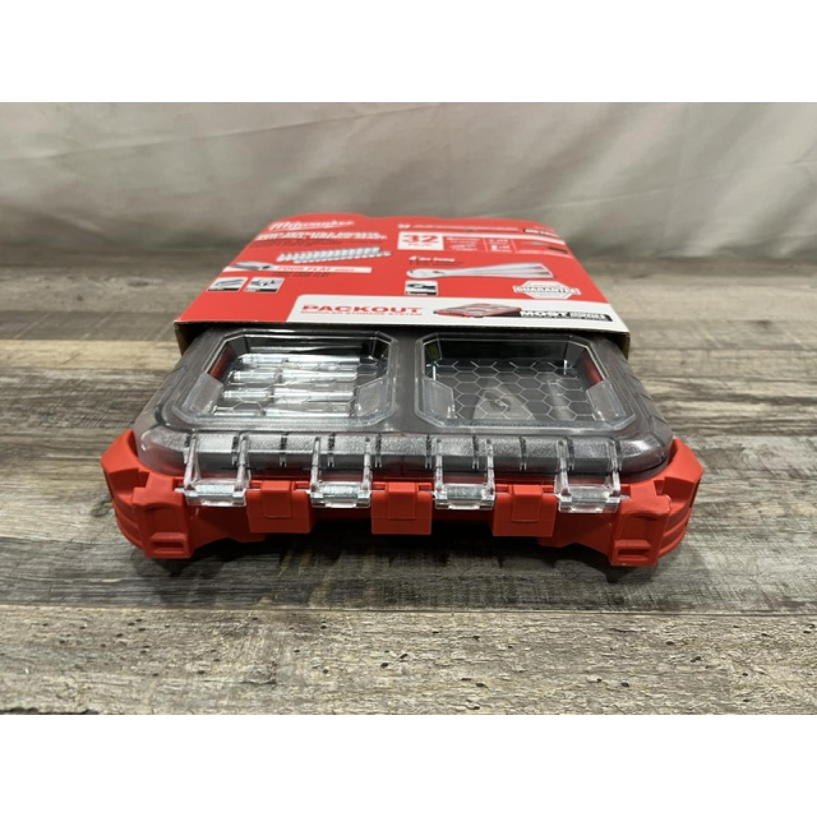 NEW - Milwaukee 3/8 in. Drive Metric Ratchet and Socket Mechanics Tool Set with PACKOUT Case (32-Piece)