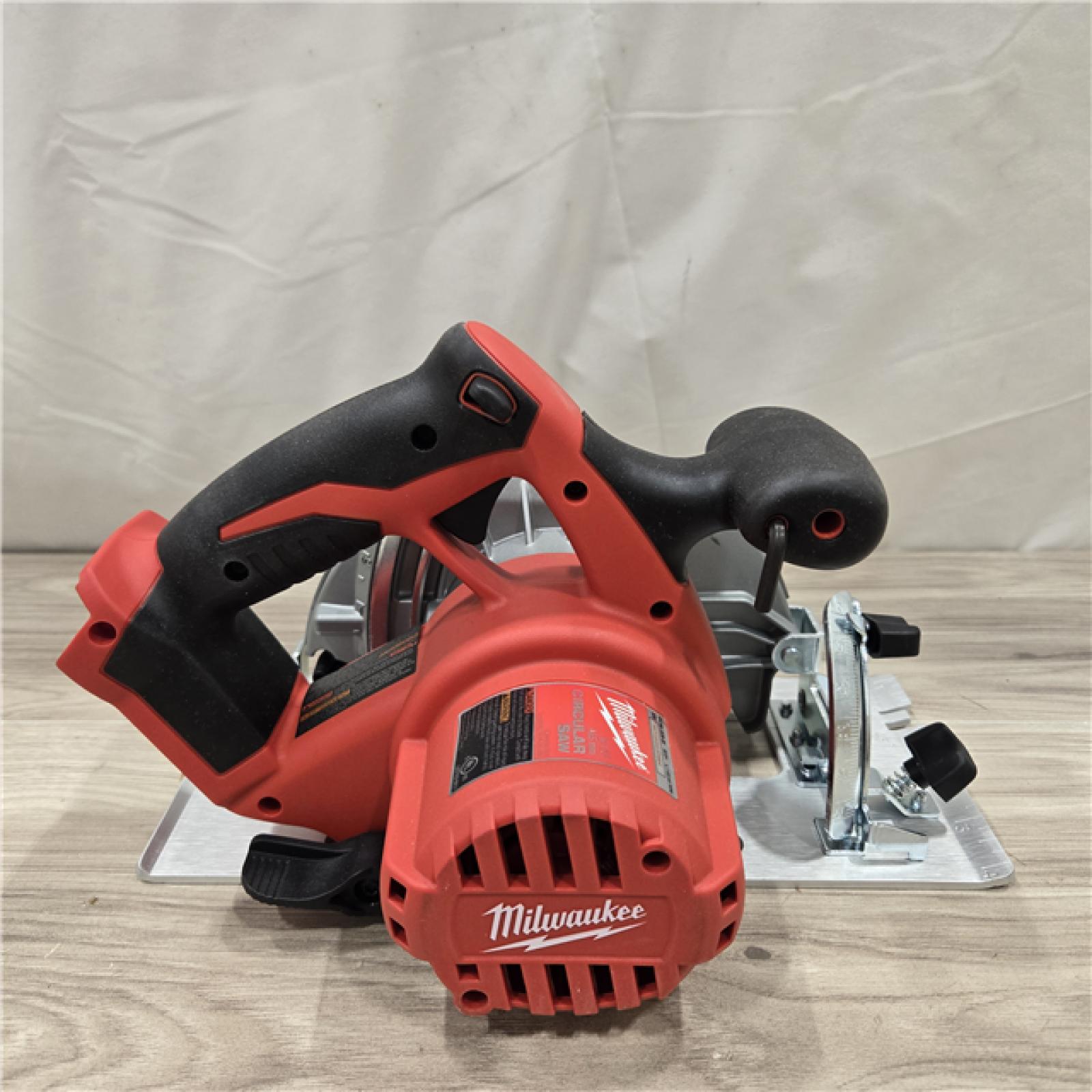 AS-IS Milwaukee 2630-20 M18 Cordless 6-1/2 Circular Saw (Bare Tool Only)