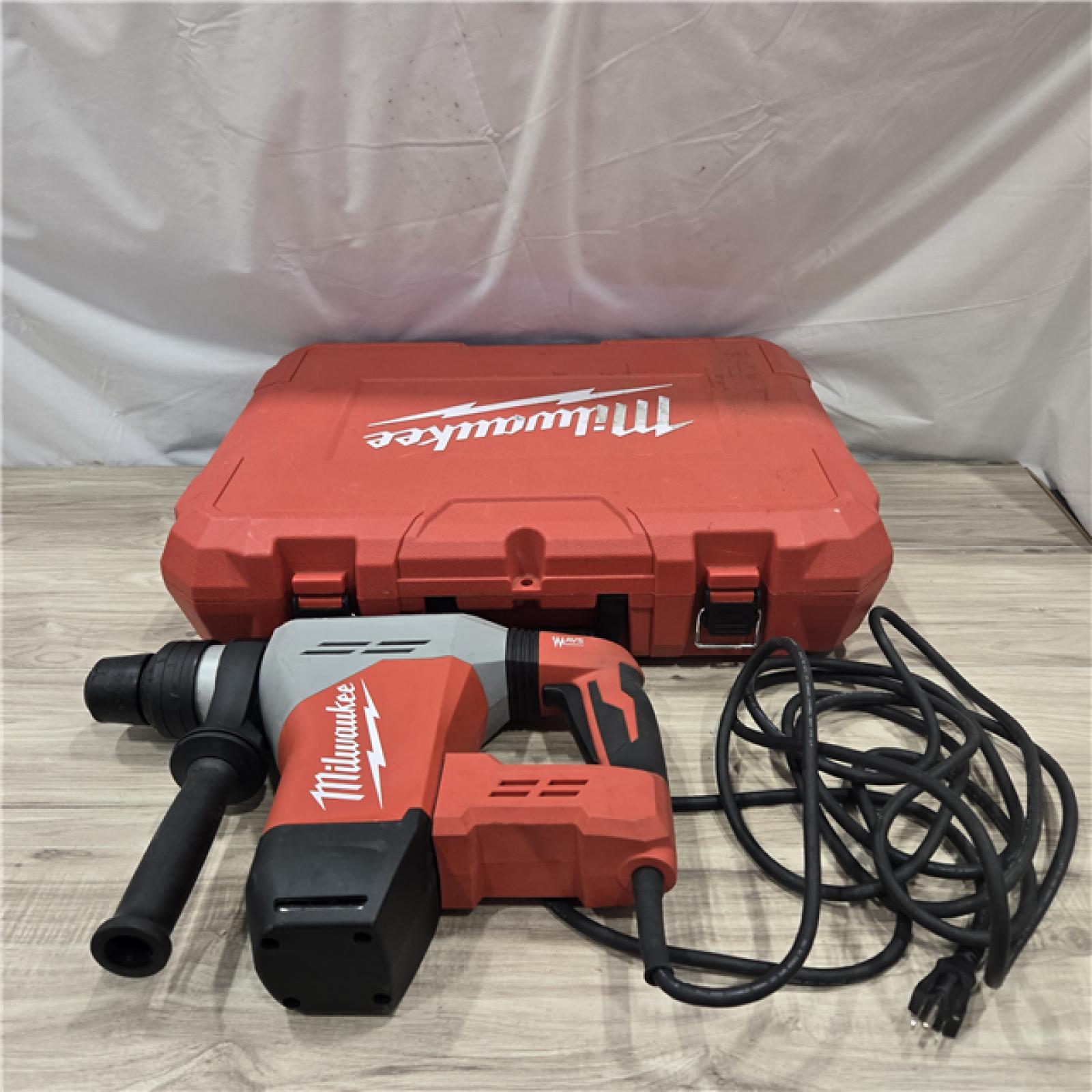 AS-IS Milwaukee 1-9/16 in. SDS-Max Rotary Hammer