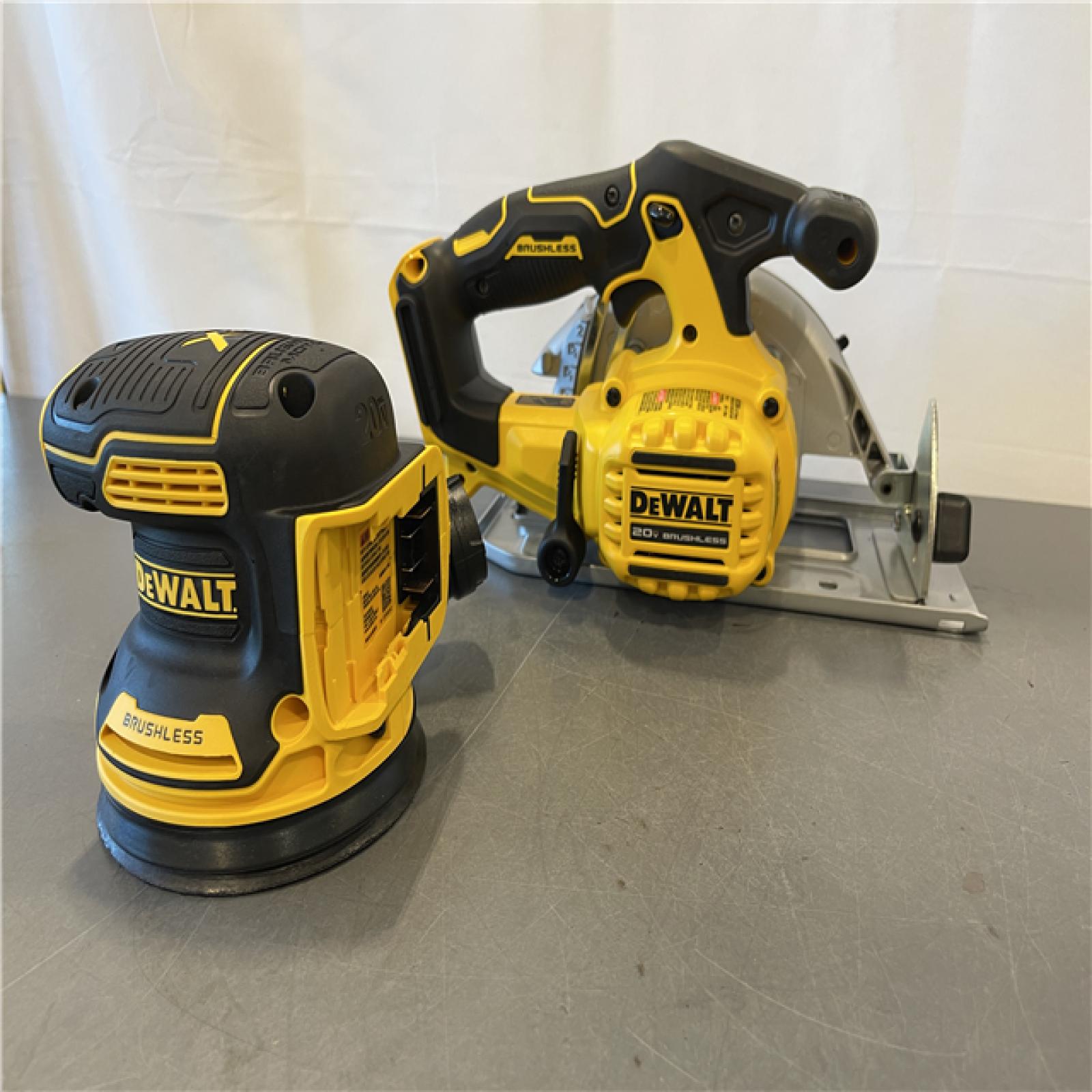 AS-IS - DEWALT 20-Volt MAX ToughSystem Lithium-Ion 6-Tool Cordless Combo Kit