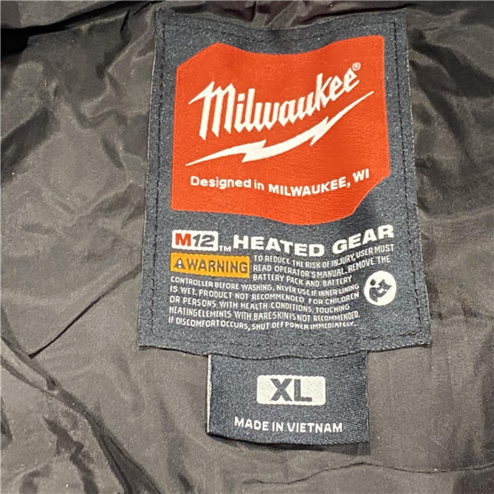 AS-IS Milwaukee Men's X-Large 12-Volt Lithium-Ion Cordless Axis Black Heated Vest Kit